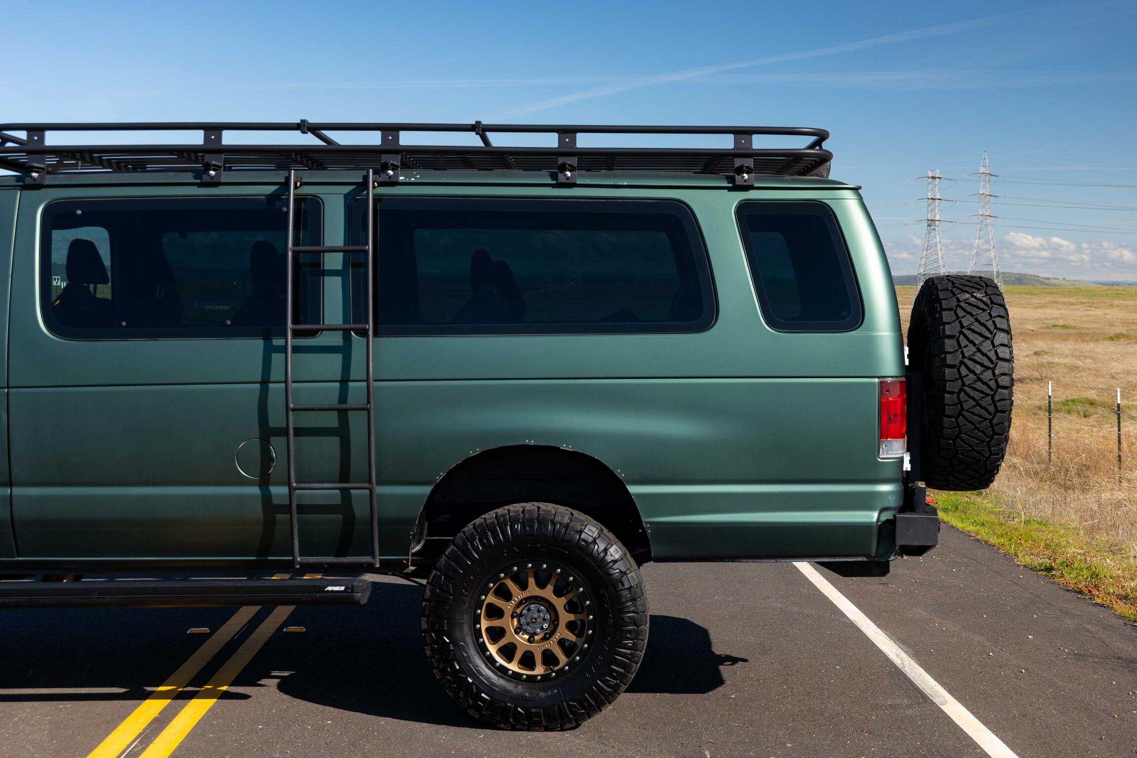 SOLD: 2009 Ford E-350 Super Duty XL 4x4
