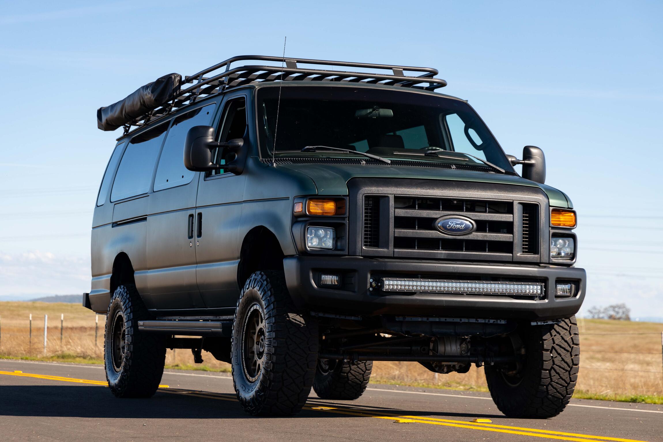 SOLD: 2009 Ford E-350 Super Duty XL 4x4
