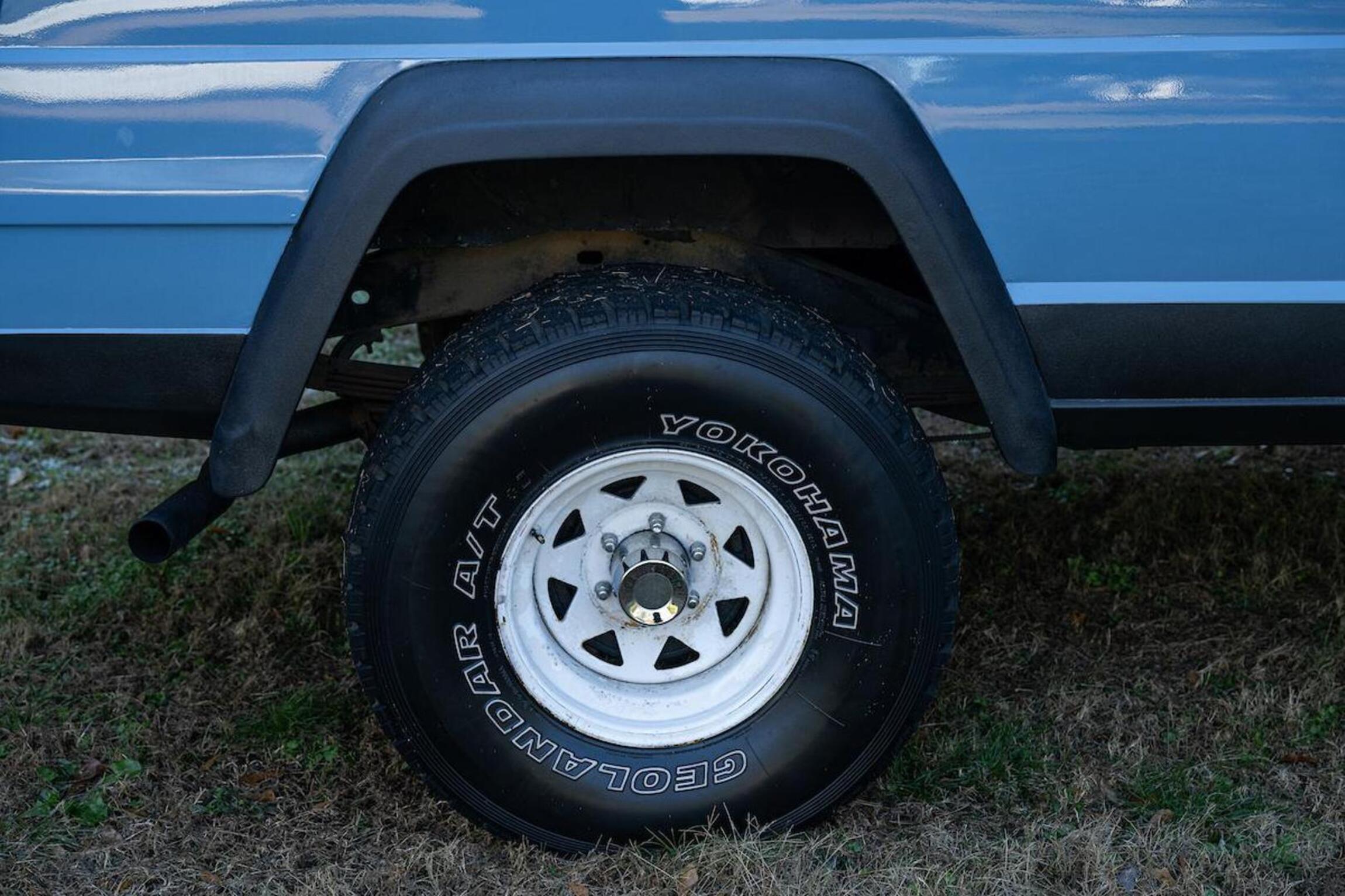 Sold: 1980 Jeep Cherokee Chief