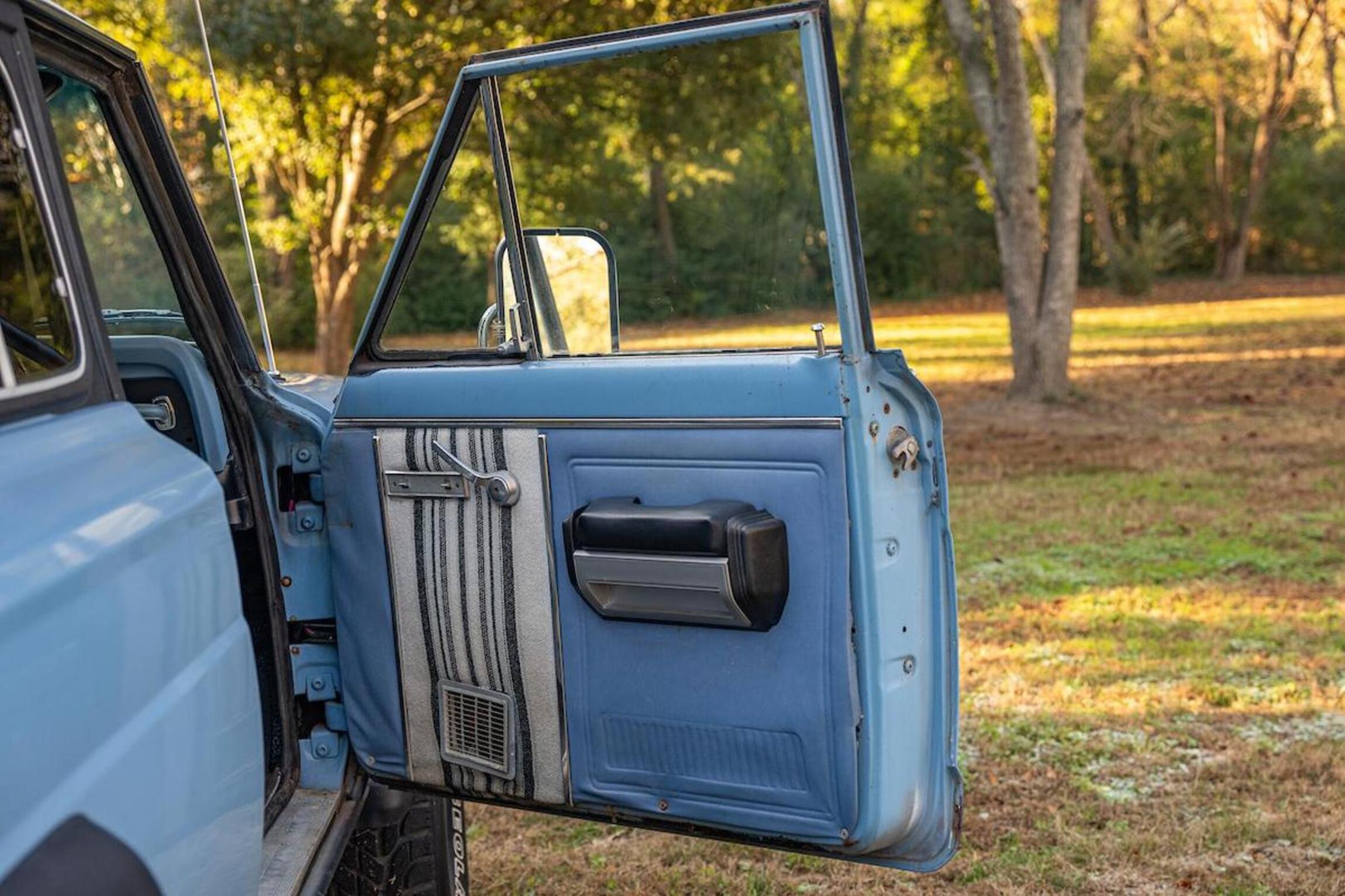 Sold: 1980 Jeep Cherokee Chief