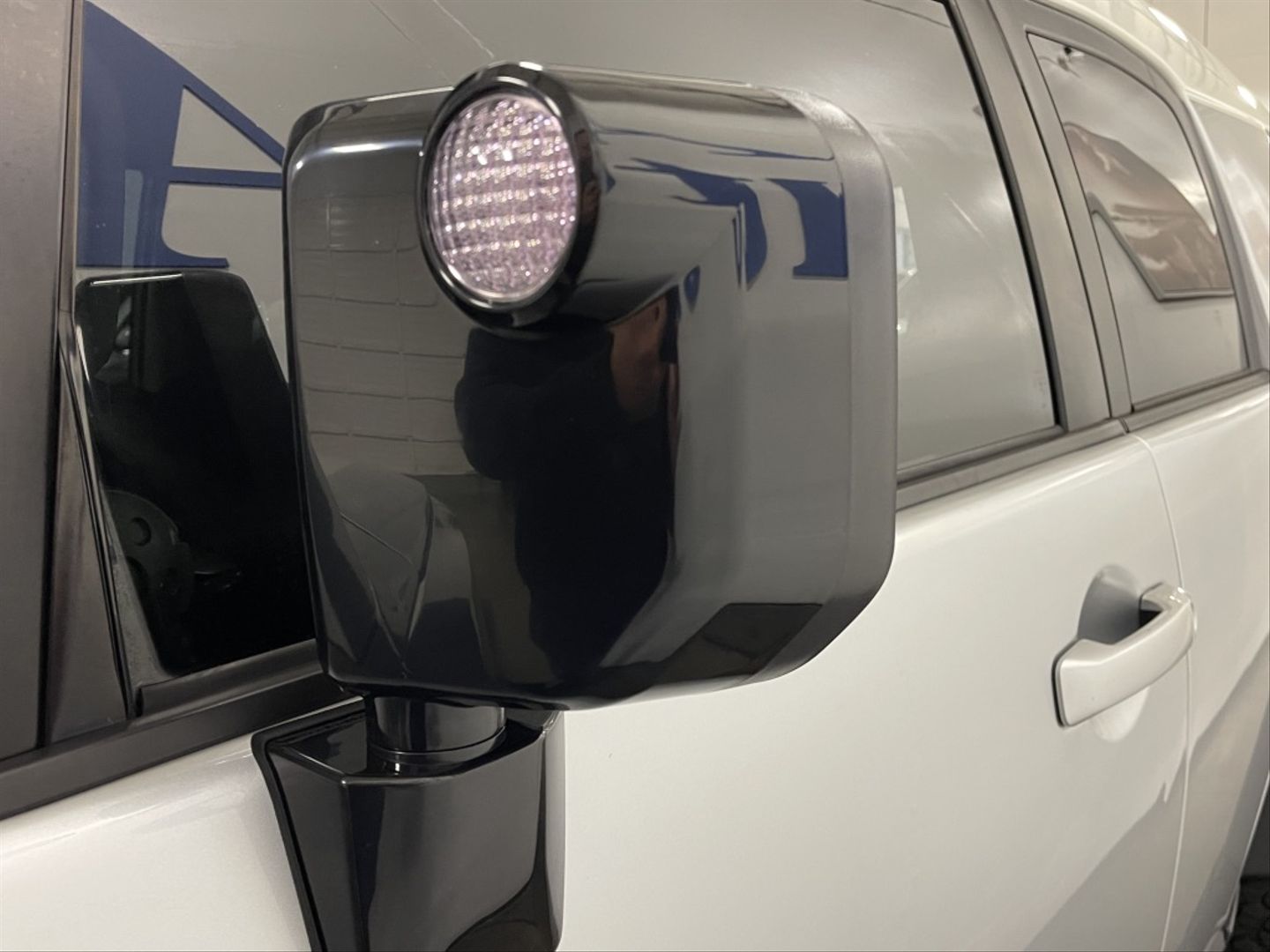 Sold: 2007 Toyota FJ Cruiser