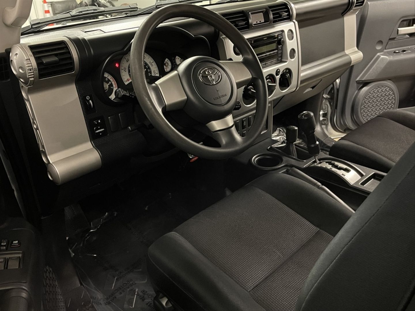 Sold: 2007 Toyota FJ Cruiser