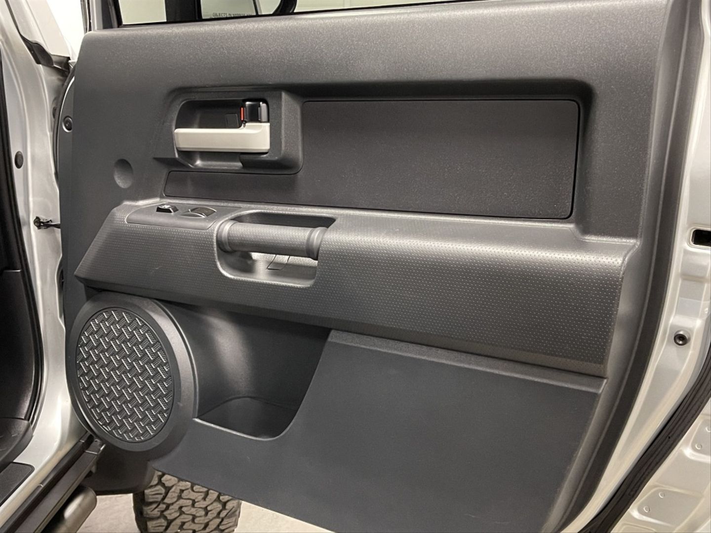 Sold: 2007 Toyota FJ Cruiser - 5