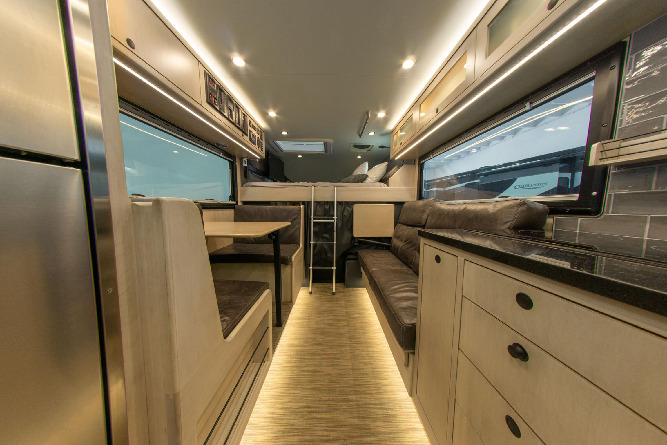 Sold: 2019 Earthroamer XV-LTS 228