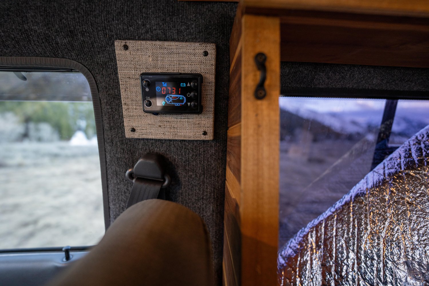 Sold: 1992 Mitsubishi Delica L300 Starwagon