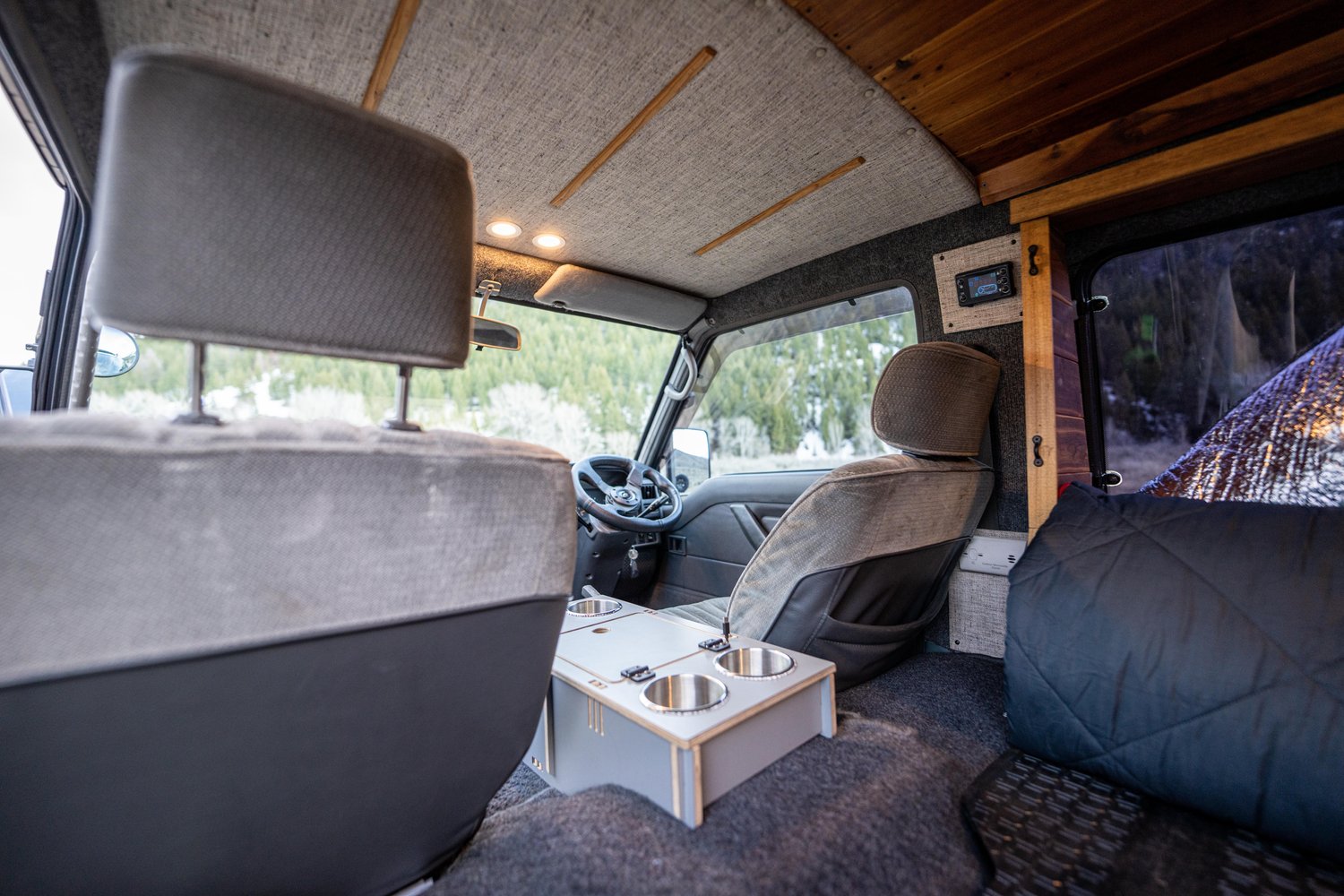 Sold: 1992 Mitsubishi Delica L300 Starwagon