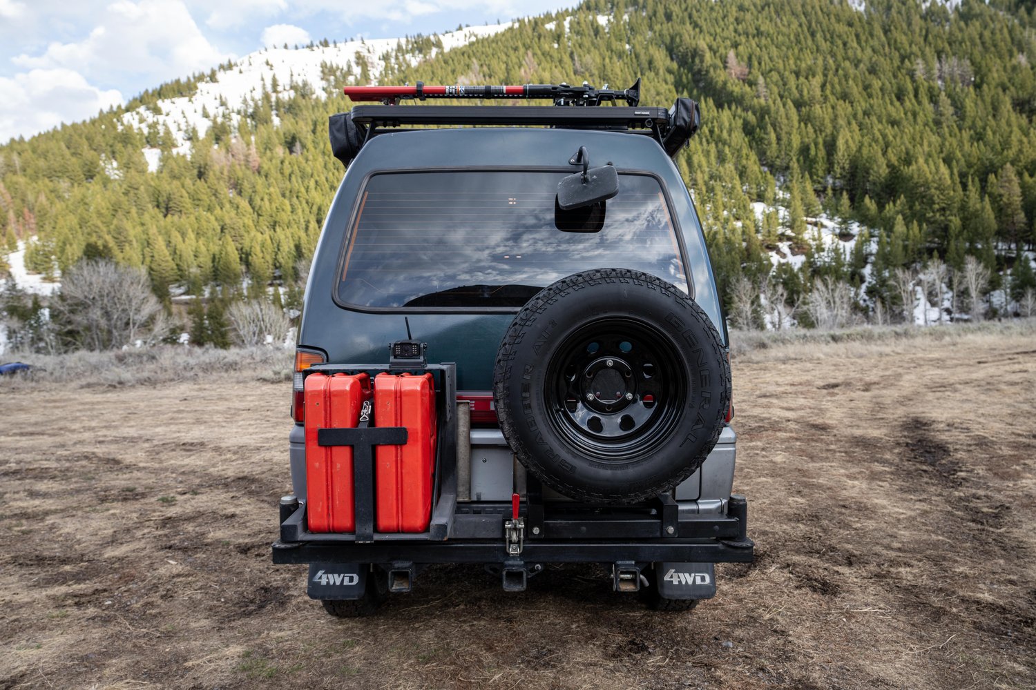 Sold: 1992 Mitsubishi Delica L300 Starwagon