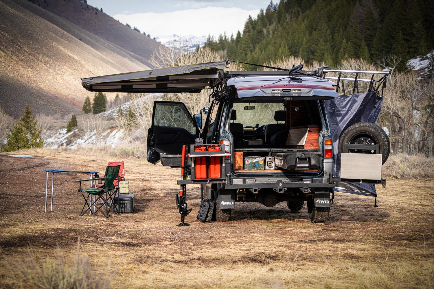 Sold: 1992 Mitsubishi Delica L300 Starwagon