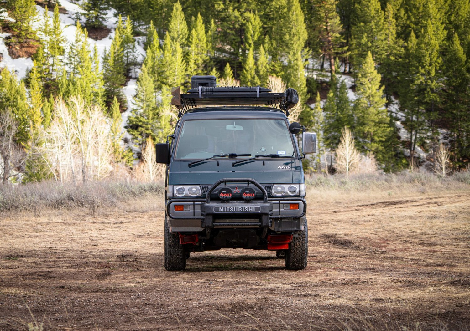Sold: 1992 Mitsubishi Delica L300 Starwagon