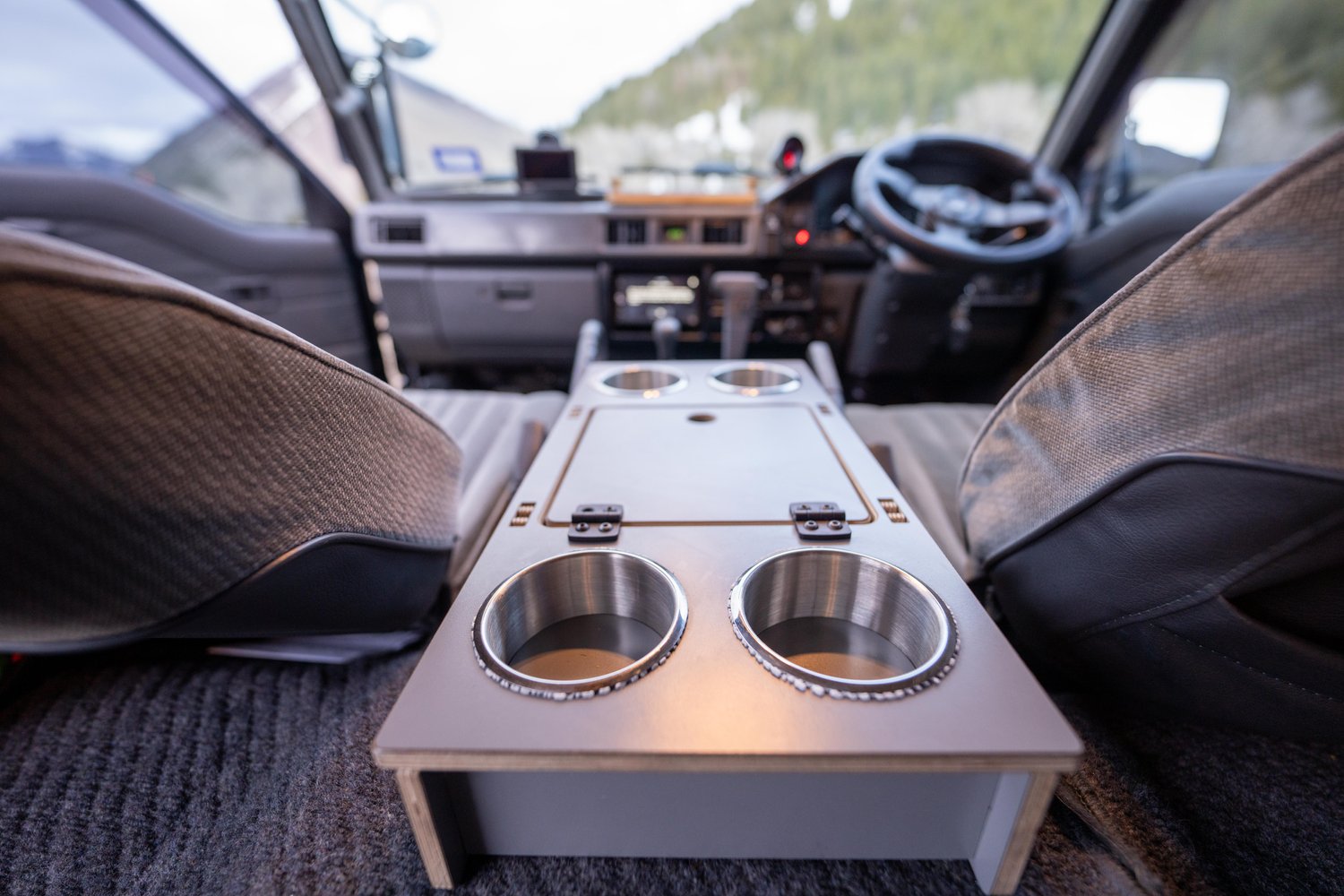 Sold: 1992 Mitsubishi Delica L300 Starwagon