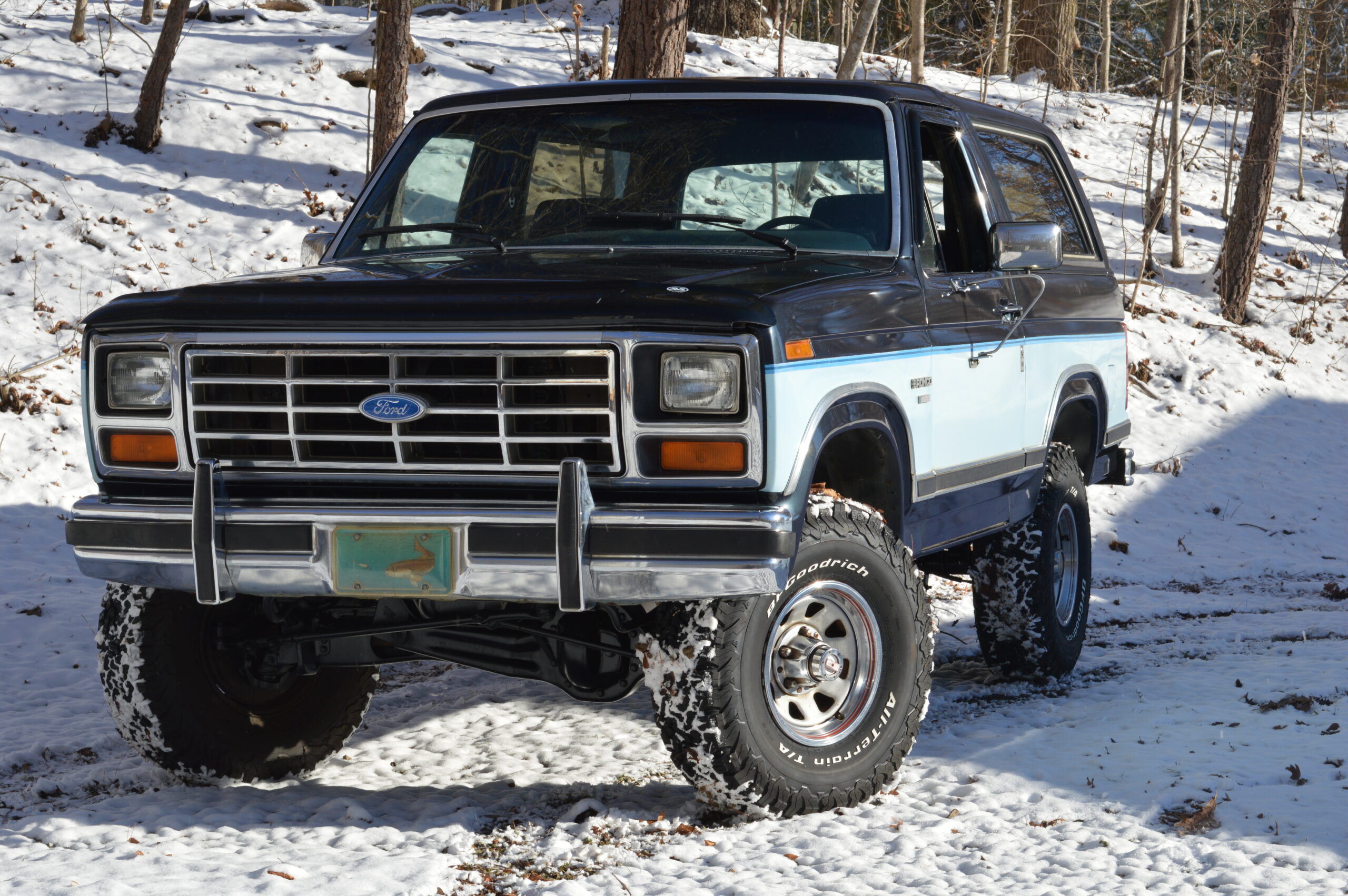 Sold: 1986 Ford Bronco XLT