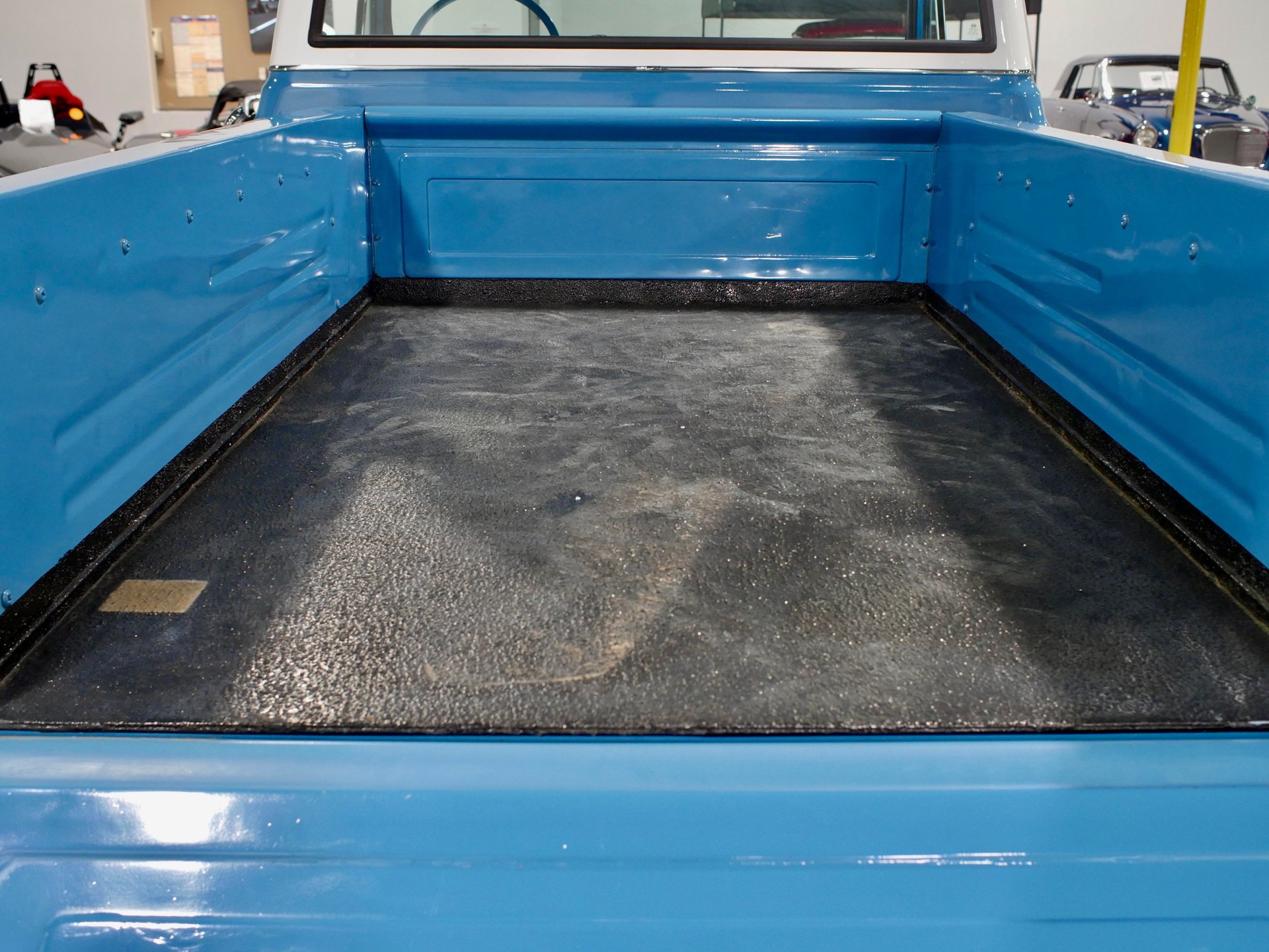 Sold: 1972 Chevrolet K10