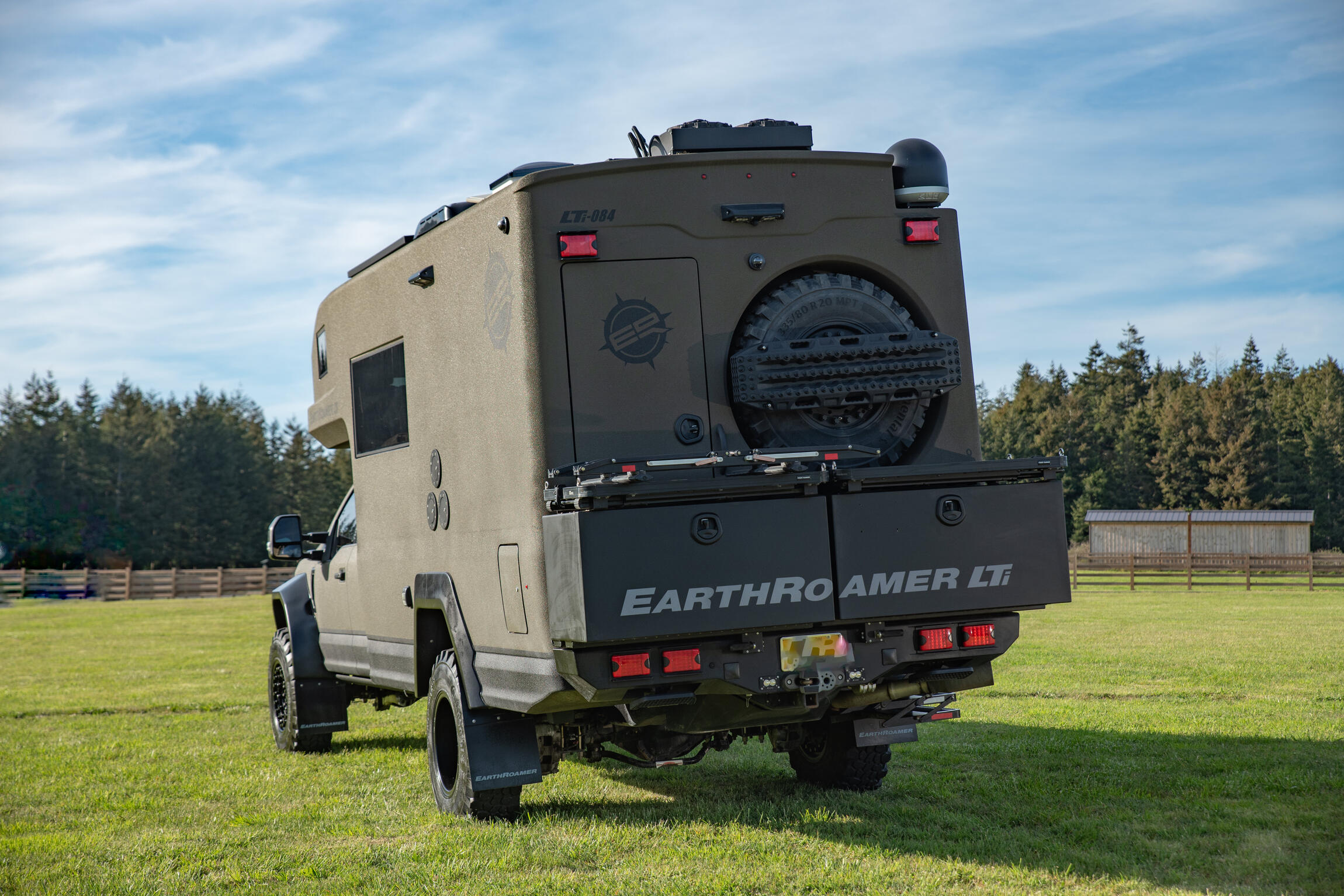 Sold: 2022 EarthRoamer XV-LTi 084