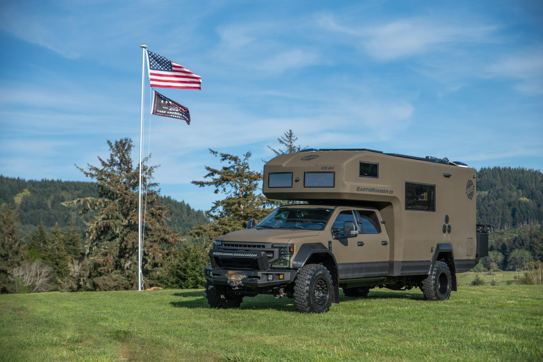 Sold: 2022 EarthRoamer XV-LTi 084