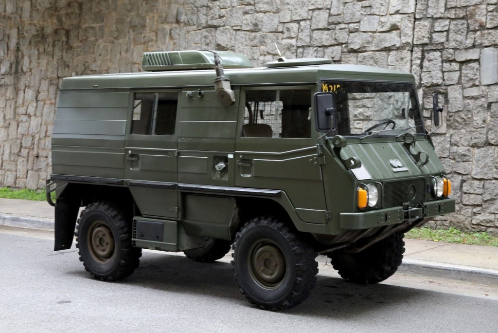 Sold: 1974 Pinzgauer 710K-1