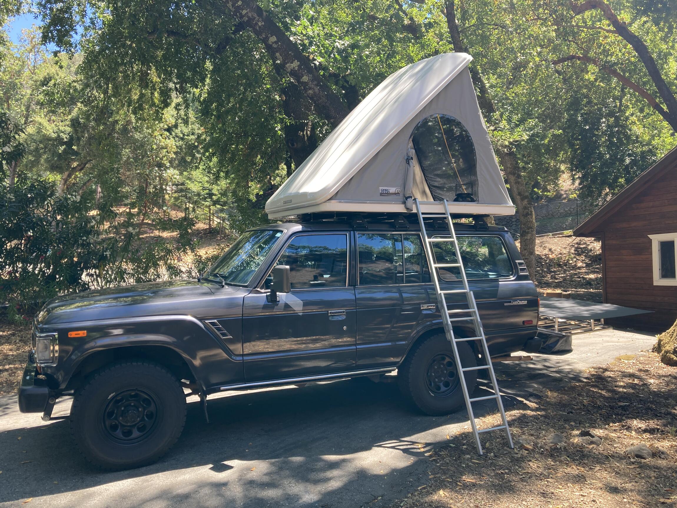 Sold: 1989 Toyota Land Cruiser FJ62