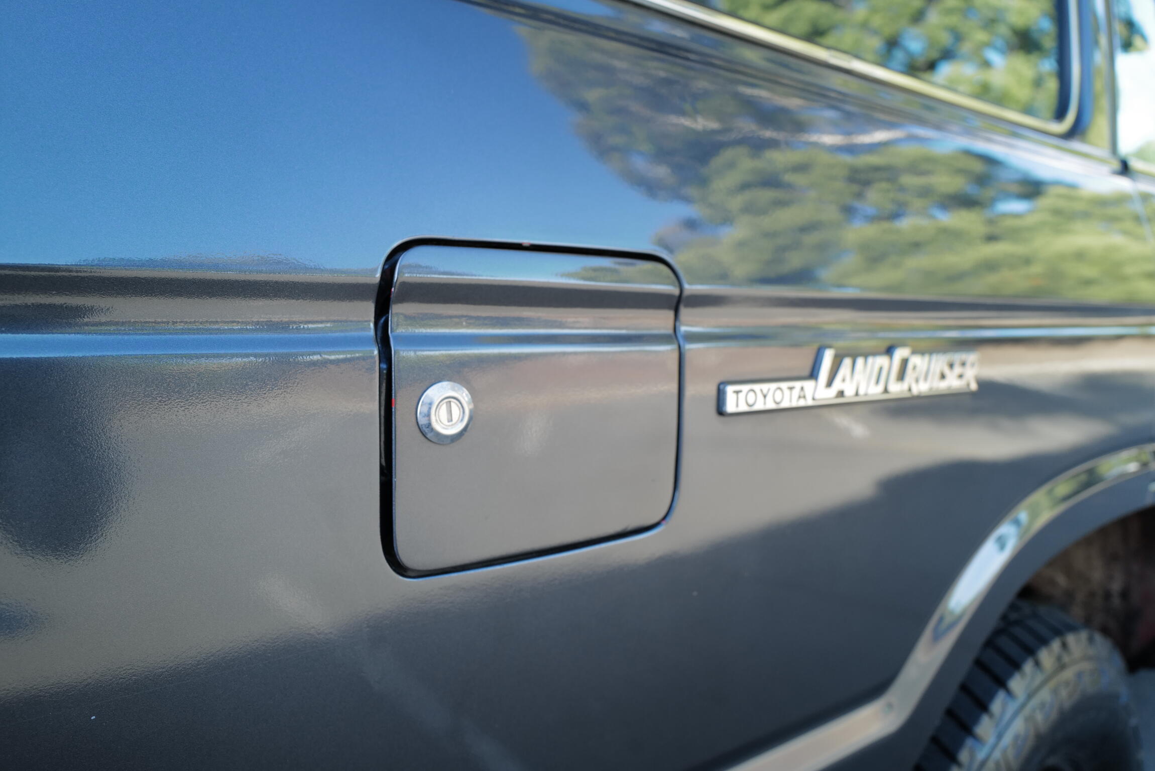 Sold: 1989 Toyota Land Cruiser FJ62