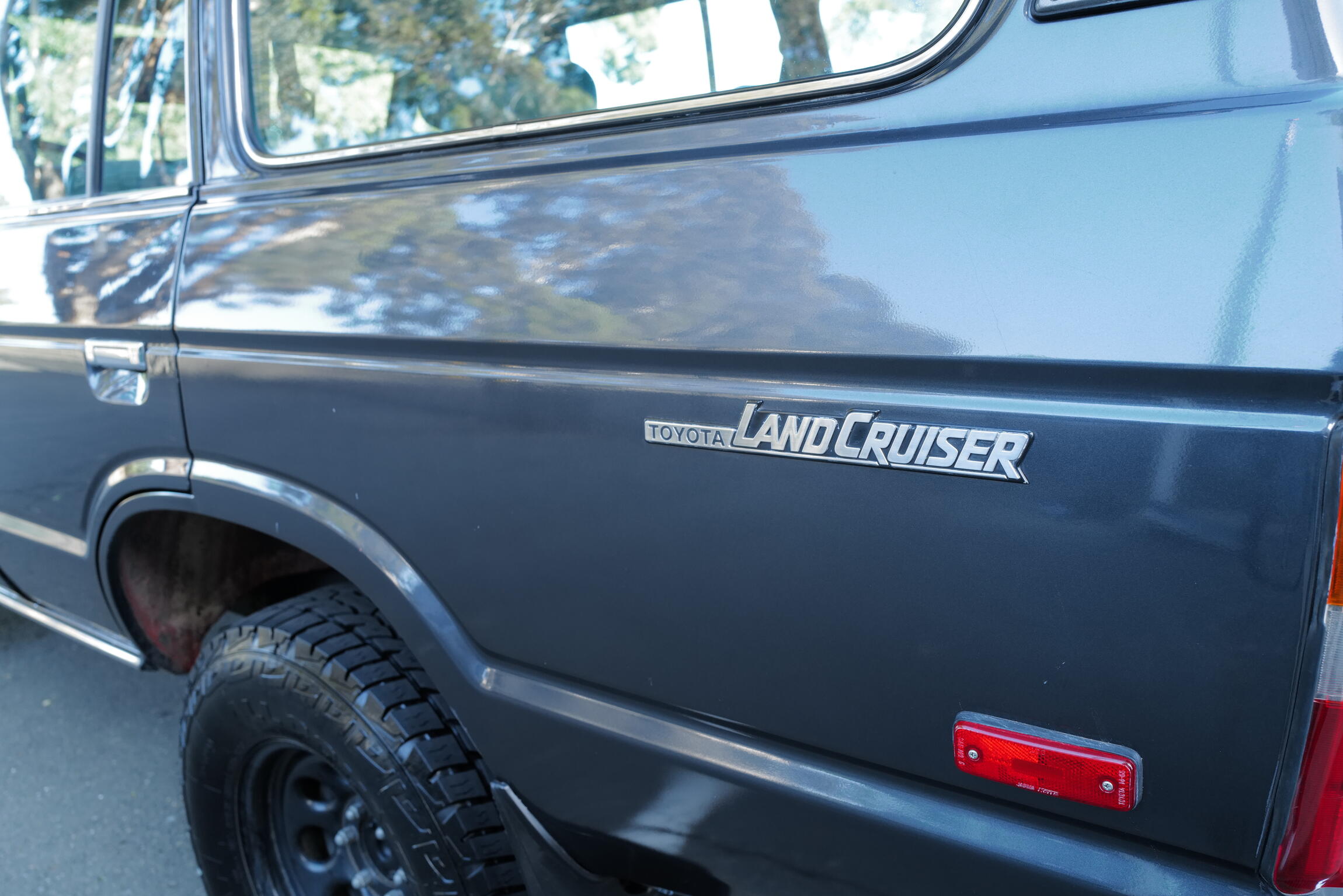 Sold: 1989 Toyota Land Cruiser FJ62