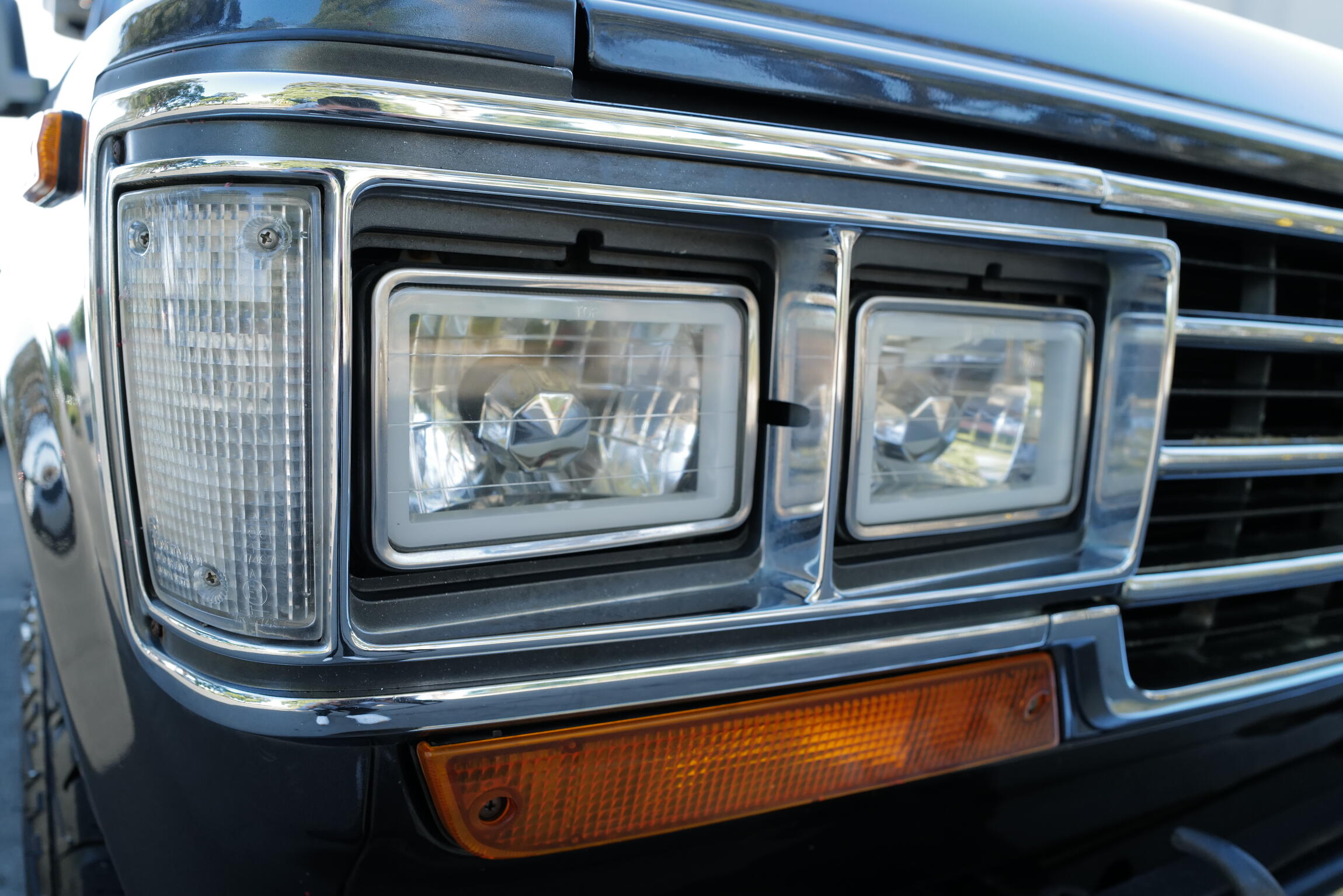 Sold: 1989 Toyota Land Cruiser FJ62