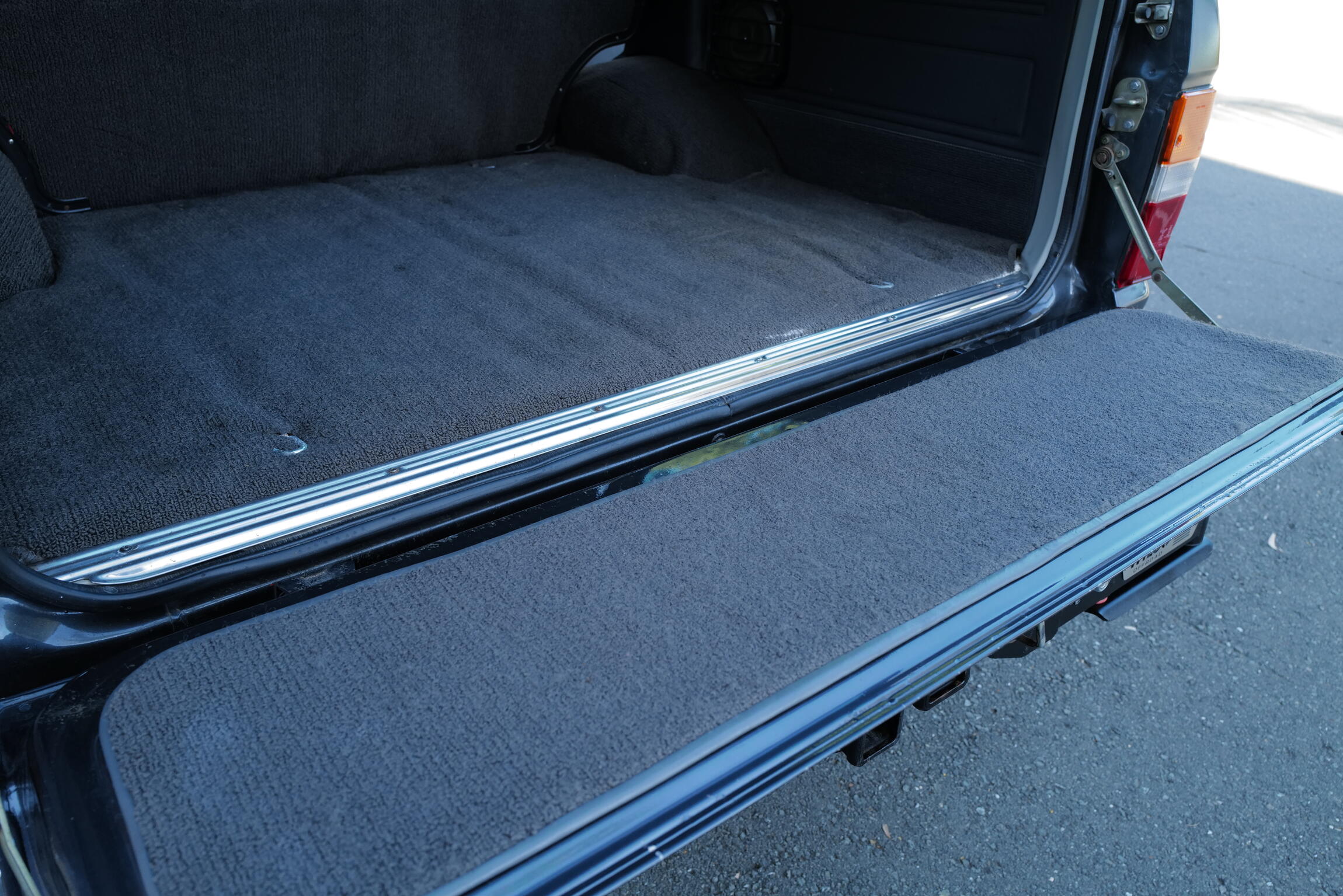 Sold: 1989 Toyota Land Cruiser FJ62