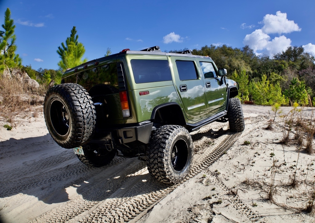 Sold: 2003 Hummer H2 - 5
