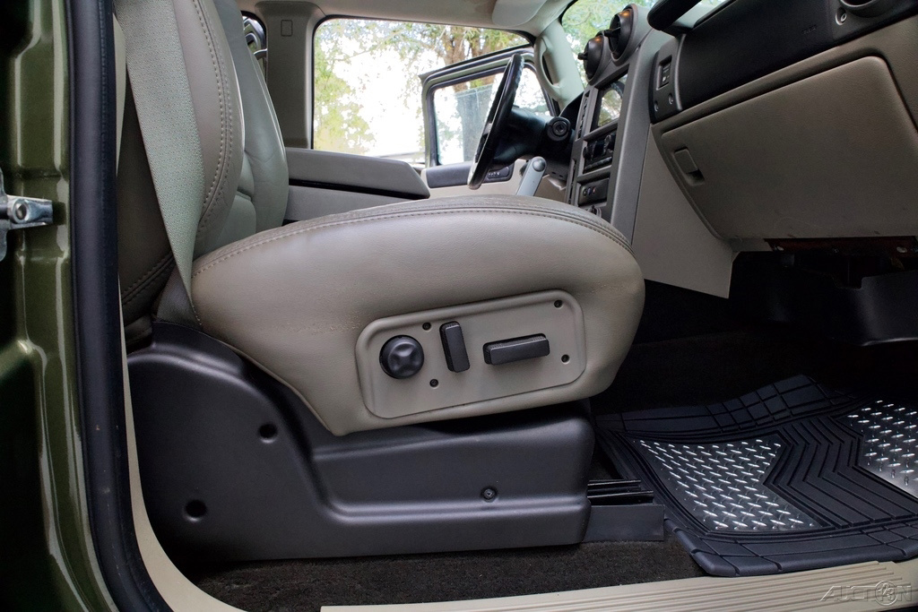 Sold: 2003 Hummer H2