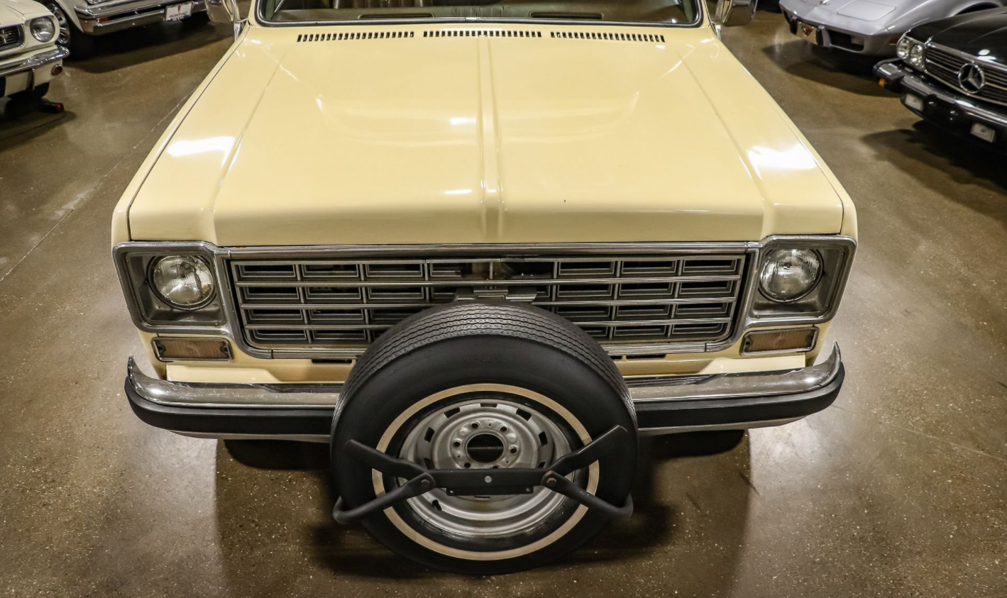 Sold: 1976 Chevrolet Blazer Chalet