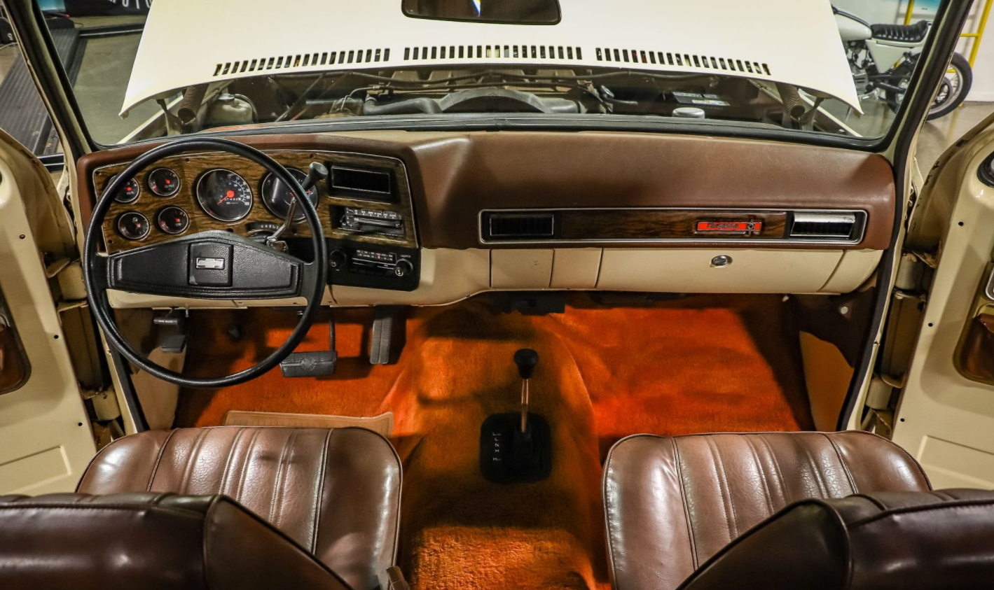 Sold: 1976 Chevrolet Blazer Chalet