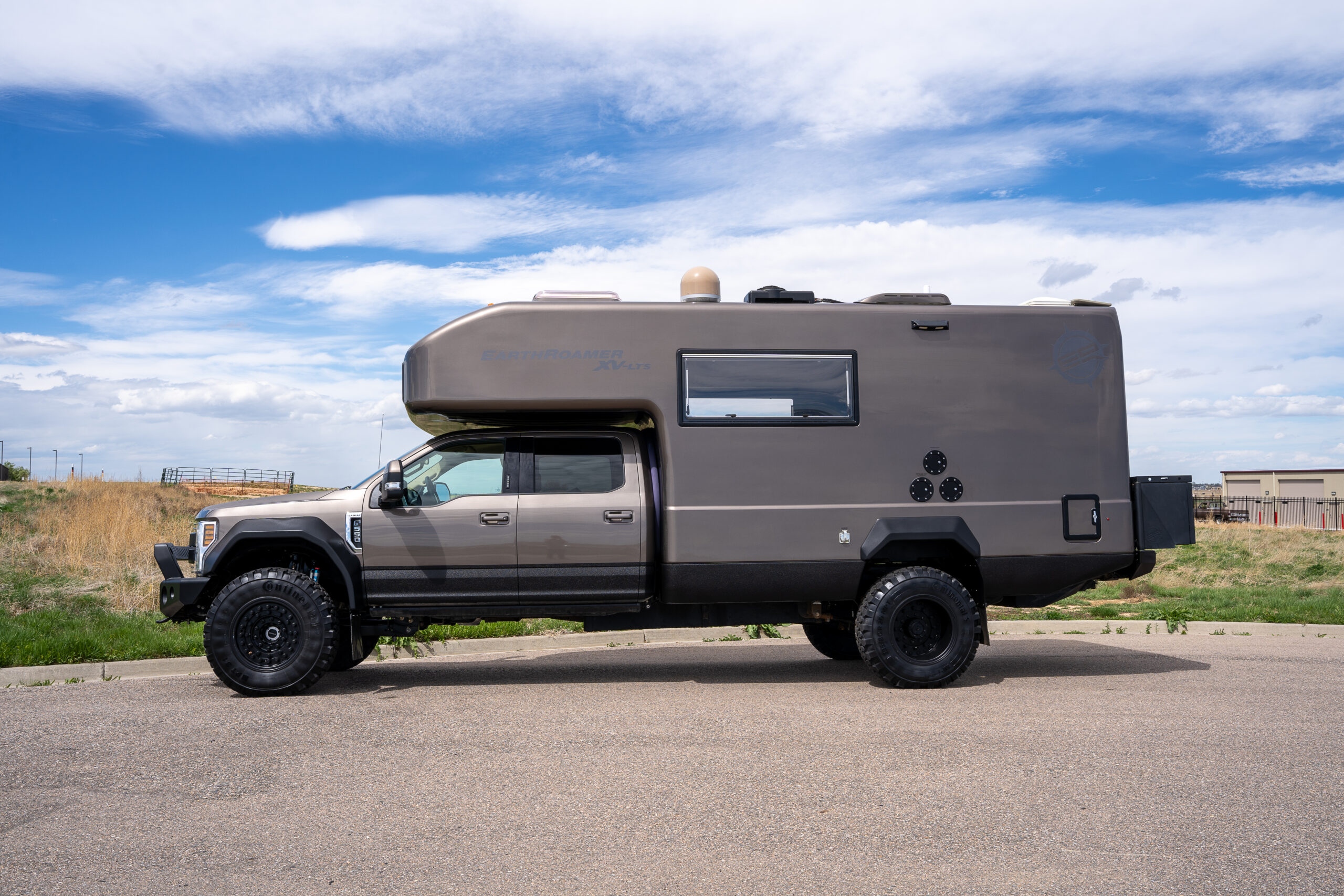 2018 EarthRoamer XV-LTS 202