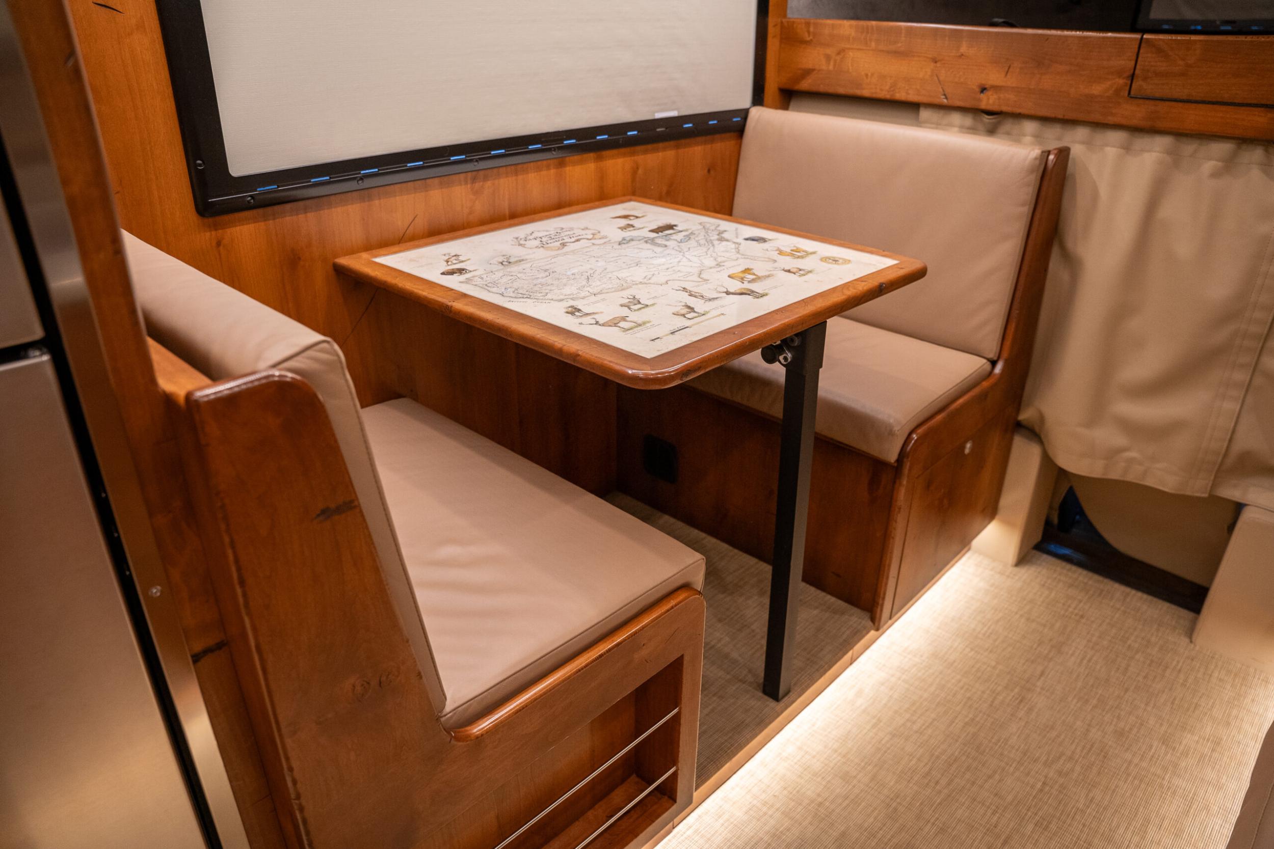 2018 EarthRoamer XV-LTS 202