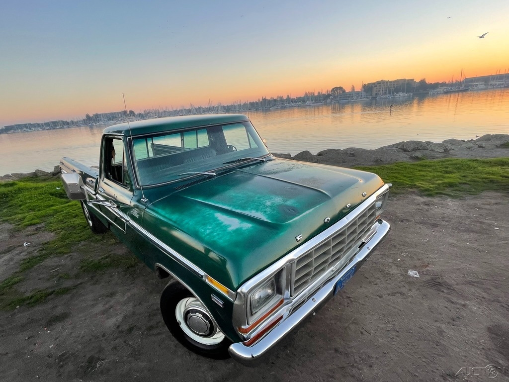 Sold: 1978 Ford F-350 Ranger