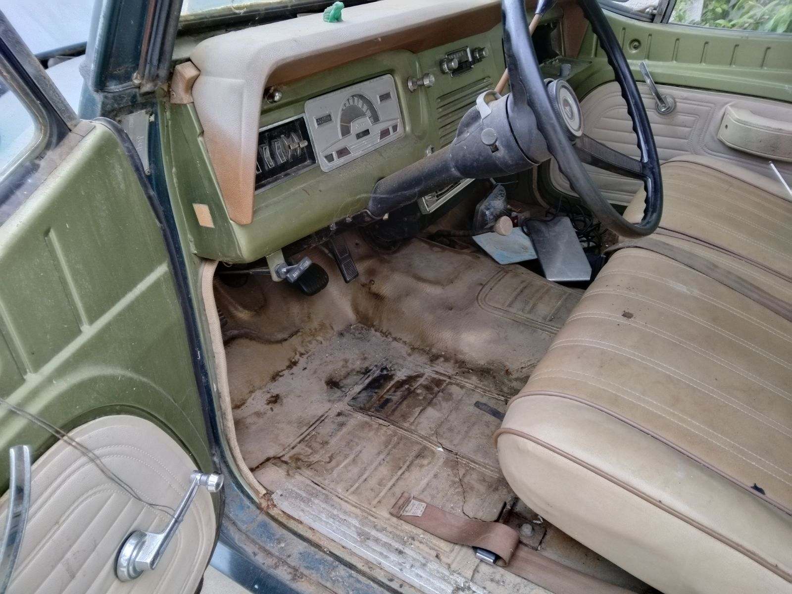 Sold: 1972 Jeep Commando V8 Project