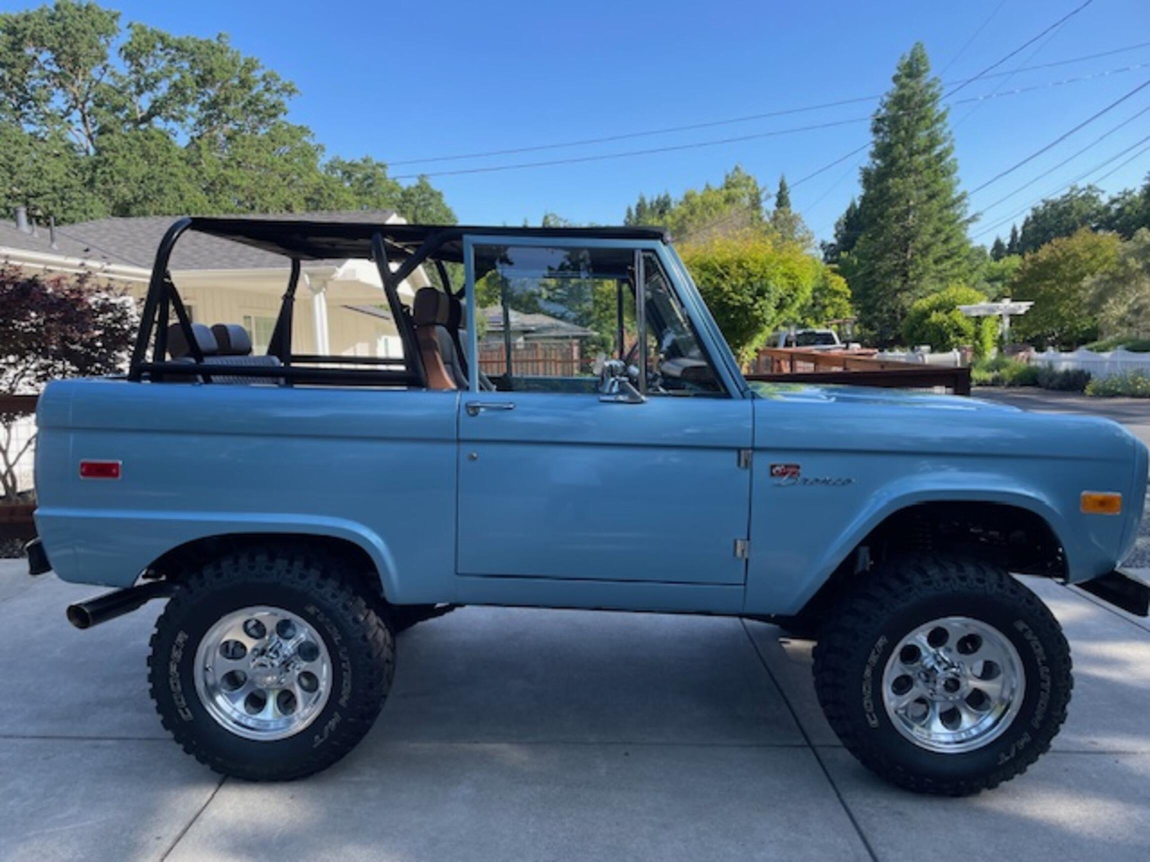 Sold: Custom 1977 Ford Bronco