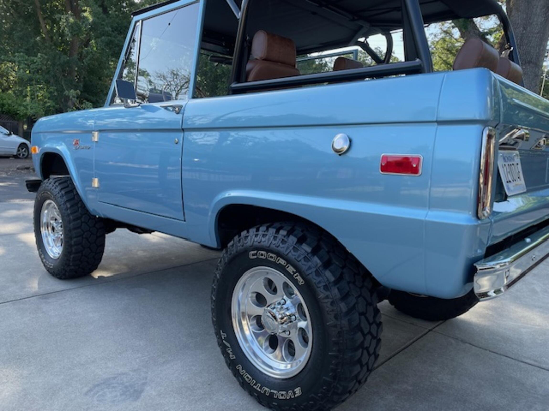 Sold: Custom 1977 Ford Bronco