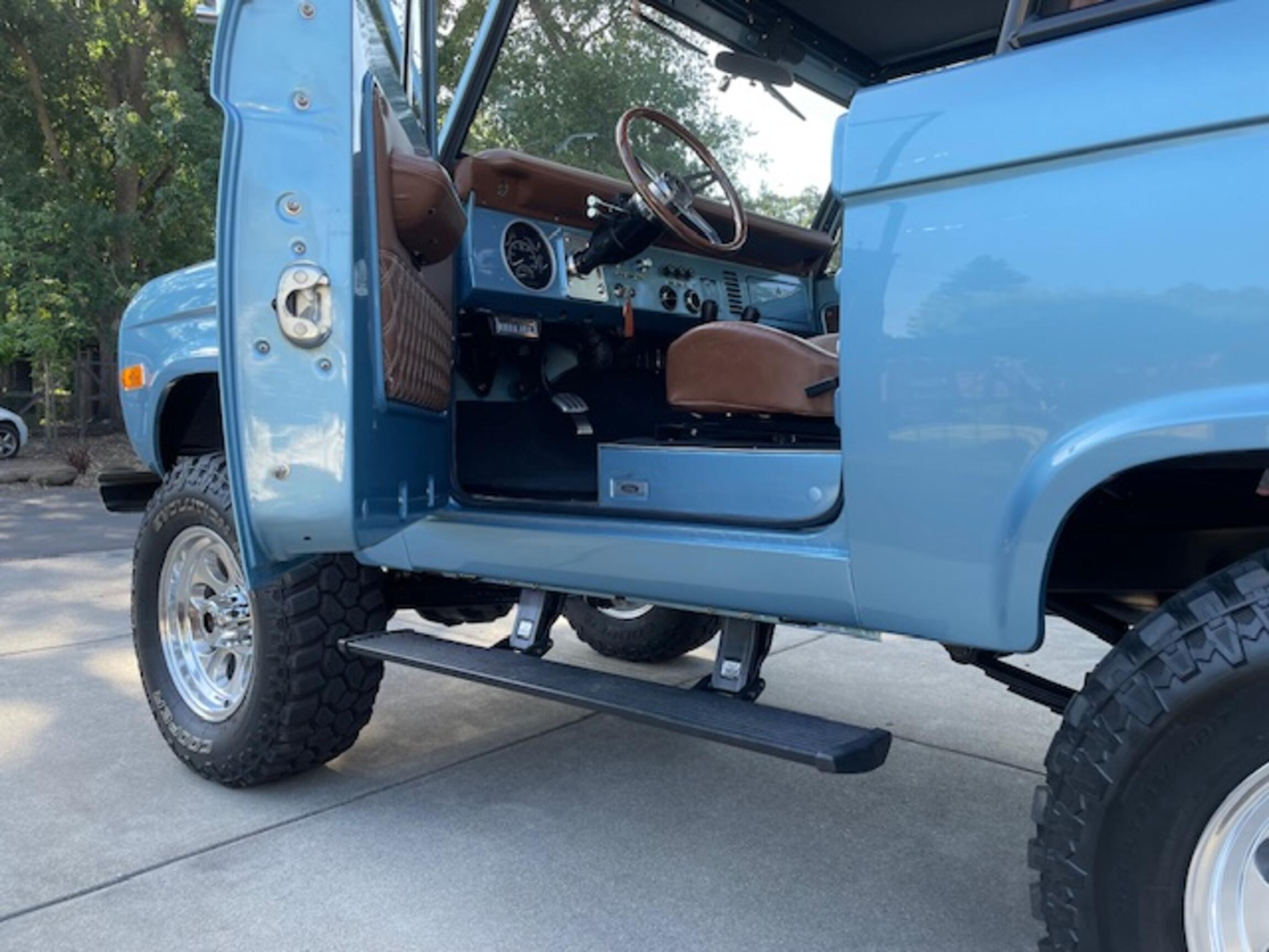Sold: Custom 1977 Ford Bronco