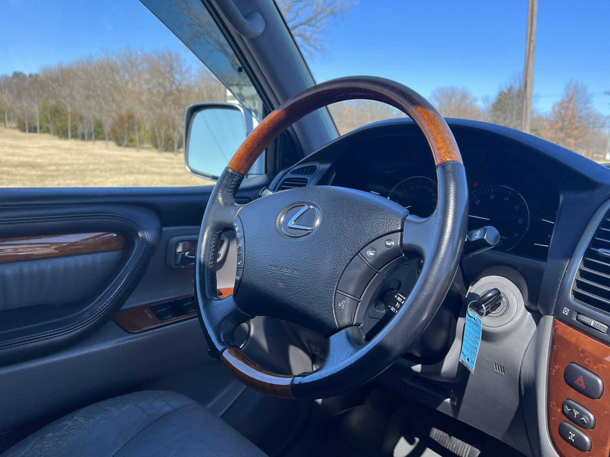 Sold: Modified 2005 Lexus LX 470