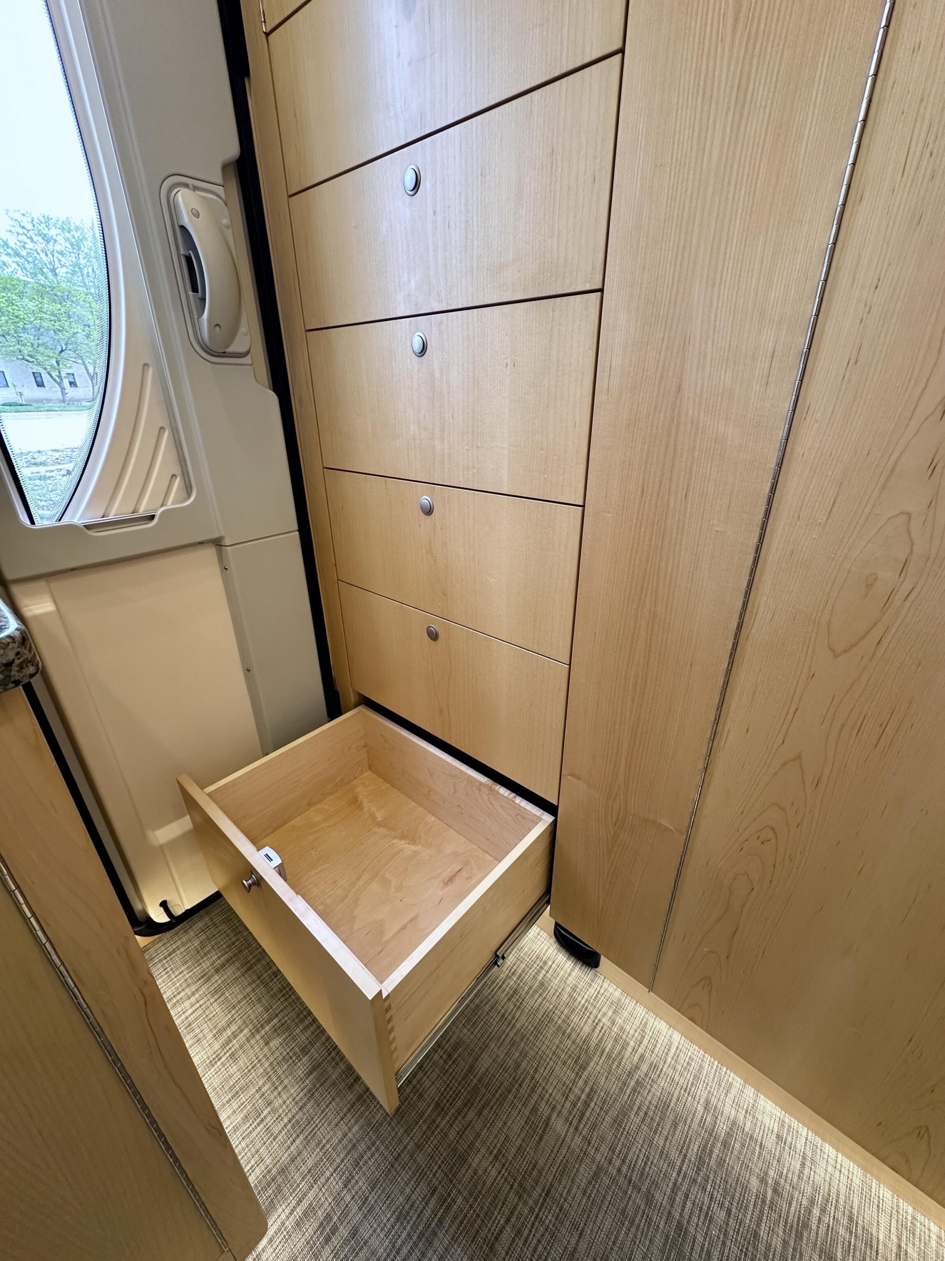 2016 Earthroamer XV-LTS 165