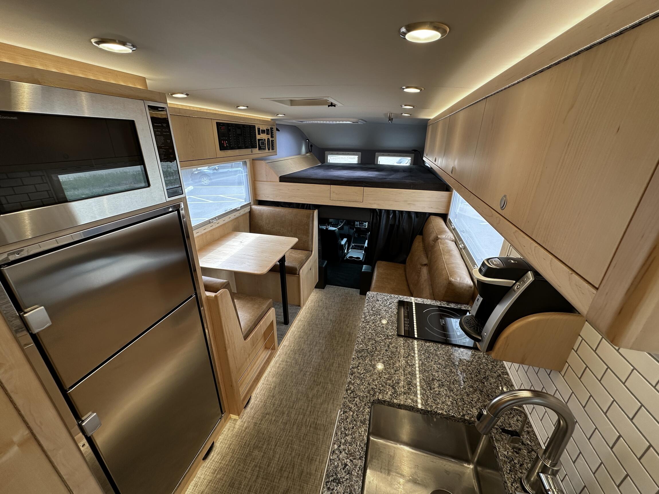 2016 Earthroamer XV-LTS 165