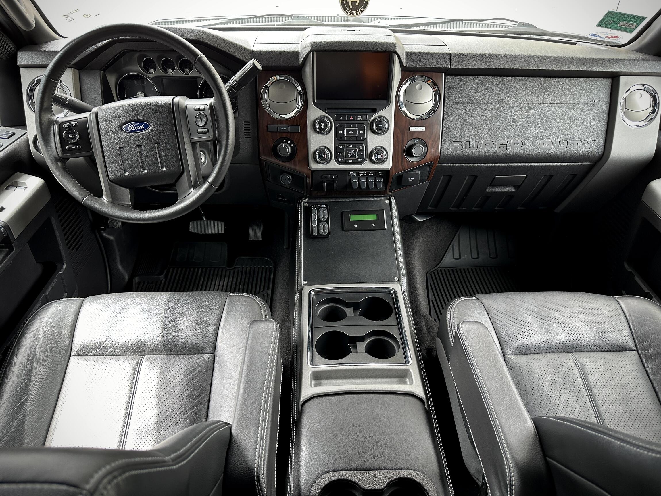 2016 Earthroamer XV-LTS 165