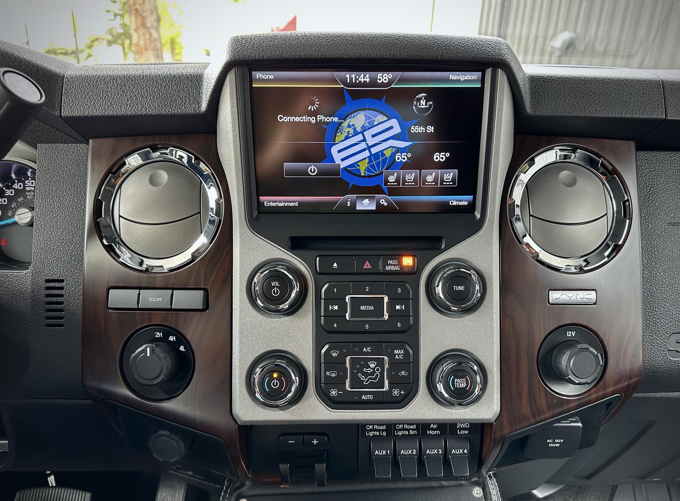 2016 Earthroamer XV-LTS 165