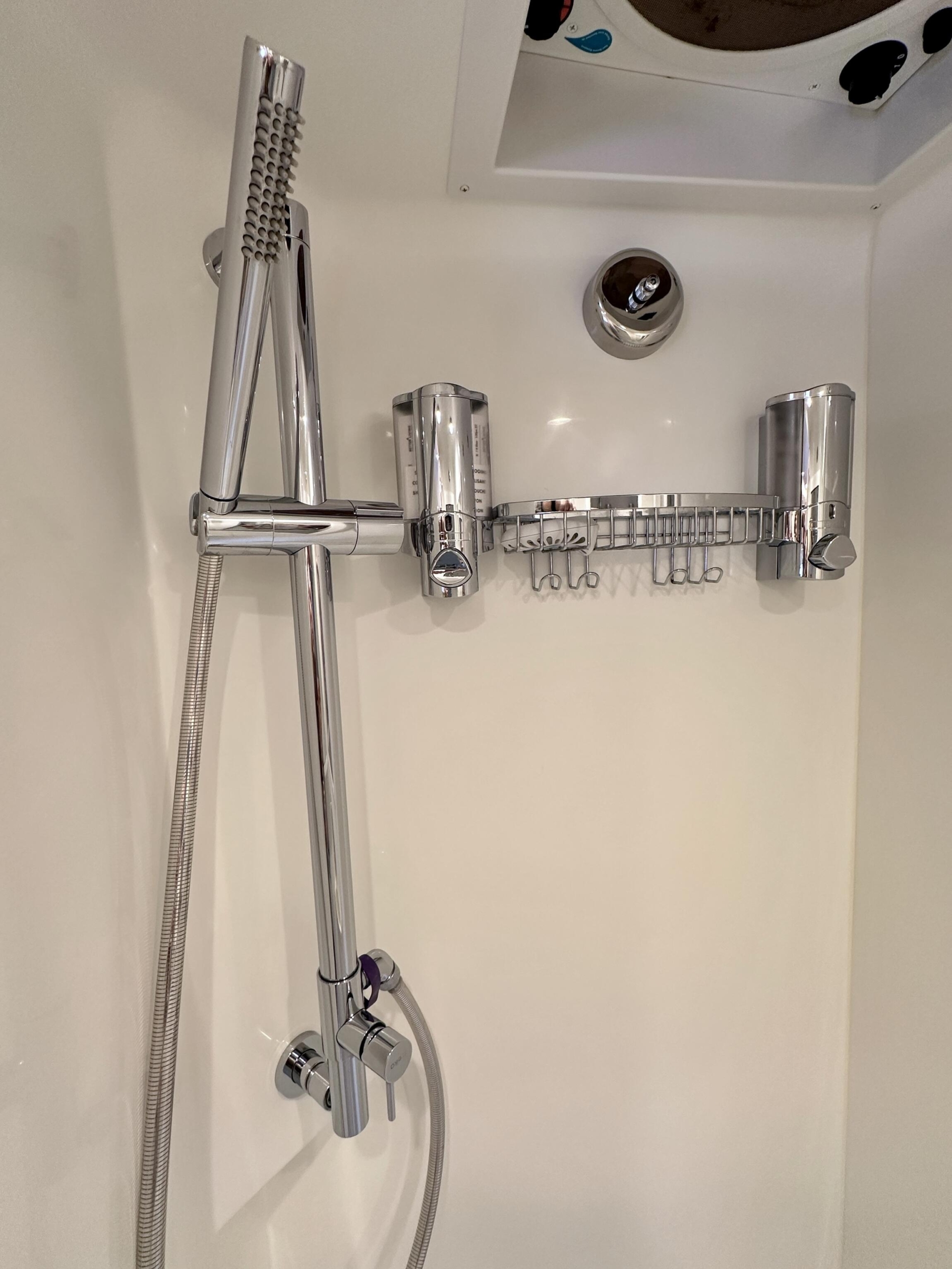 2016 Earthroamer XV-LTS 165