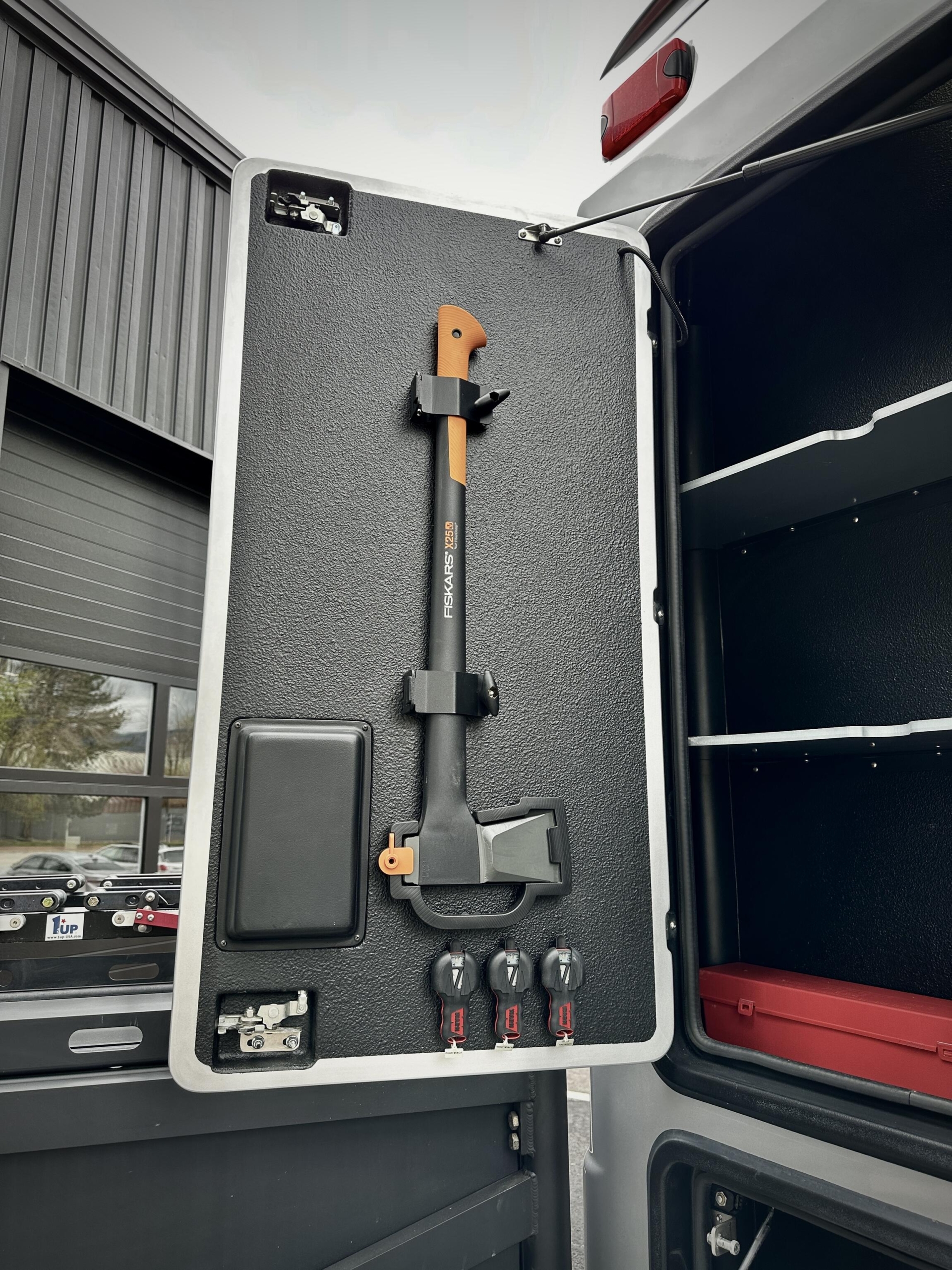 2016 Earthroamer XV-LTS 165