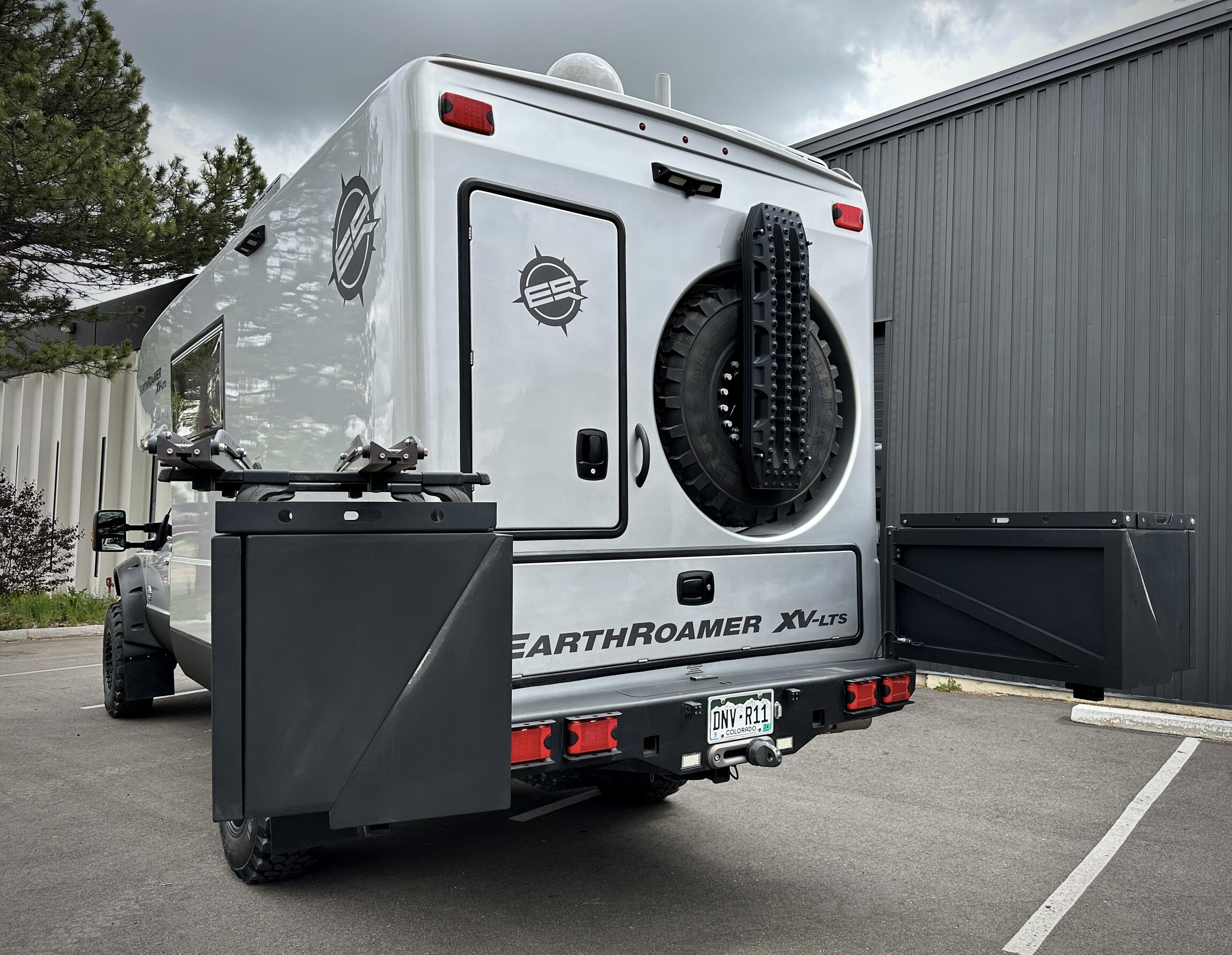 2016 Earthroamer XV-LTS 165