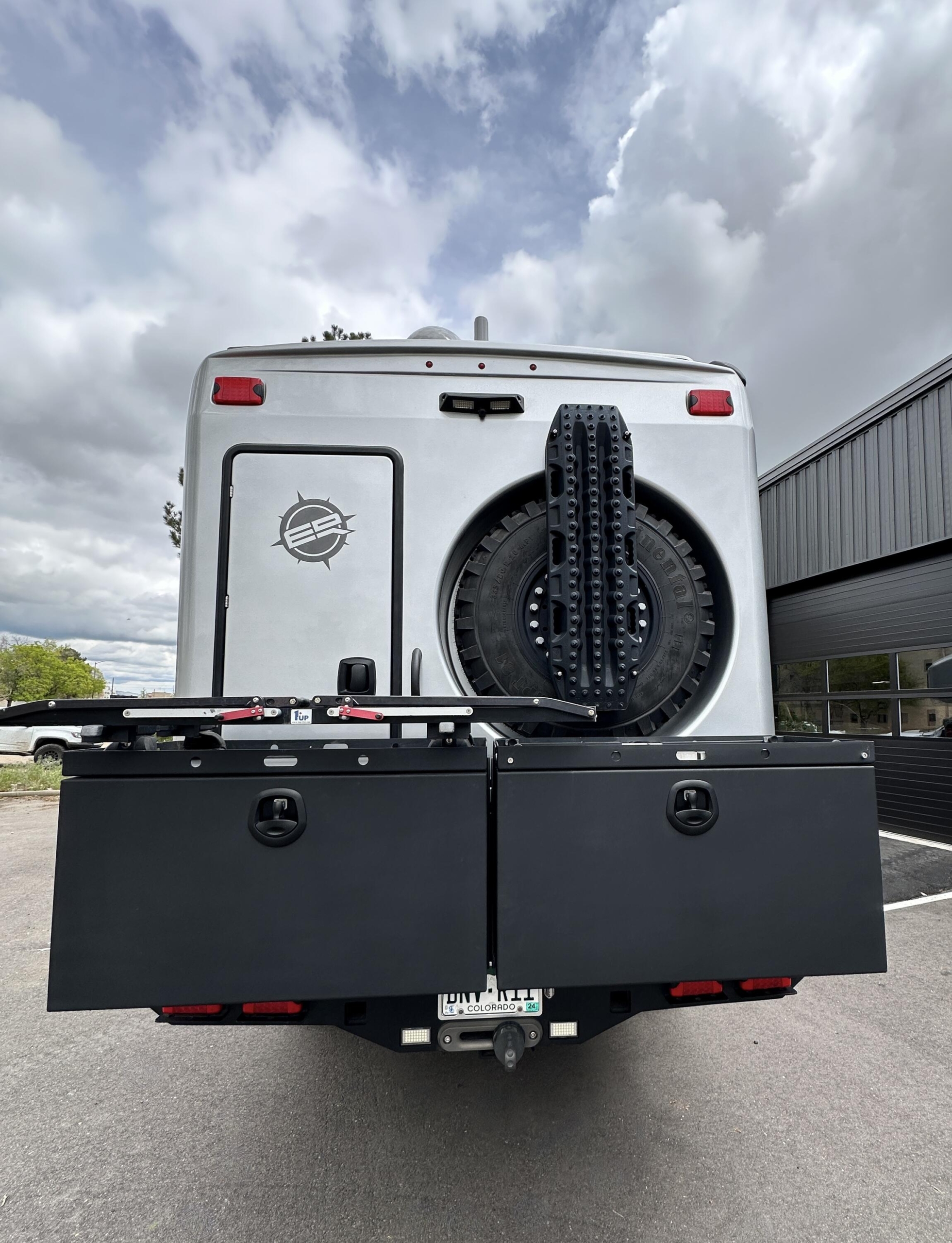 2016 Earthroamer XV-LTS 165