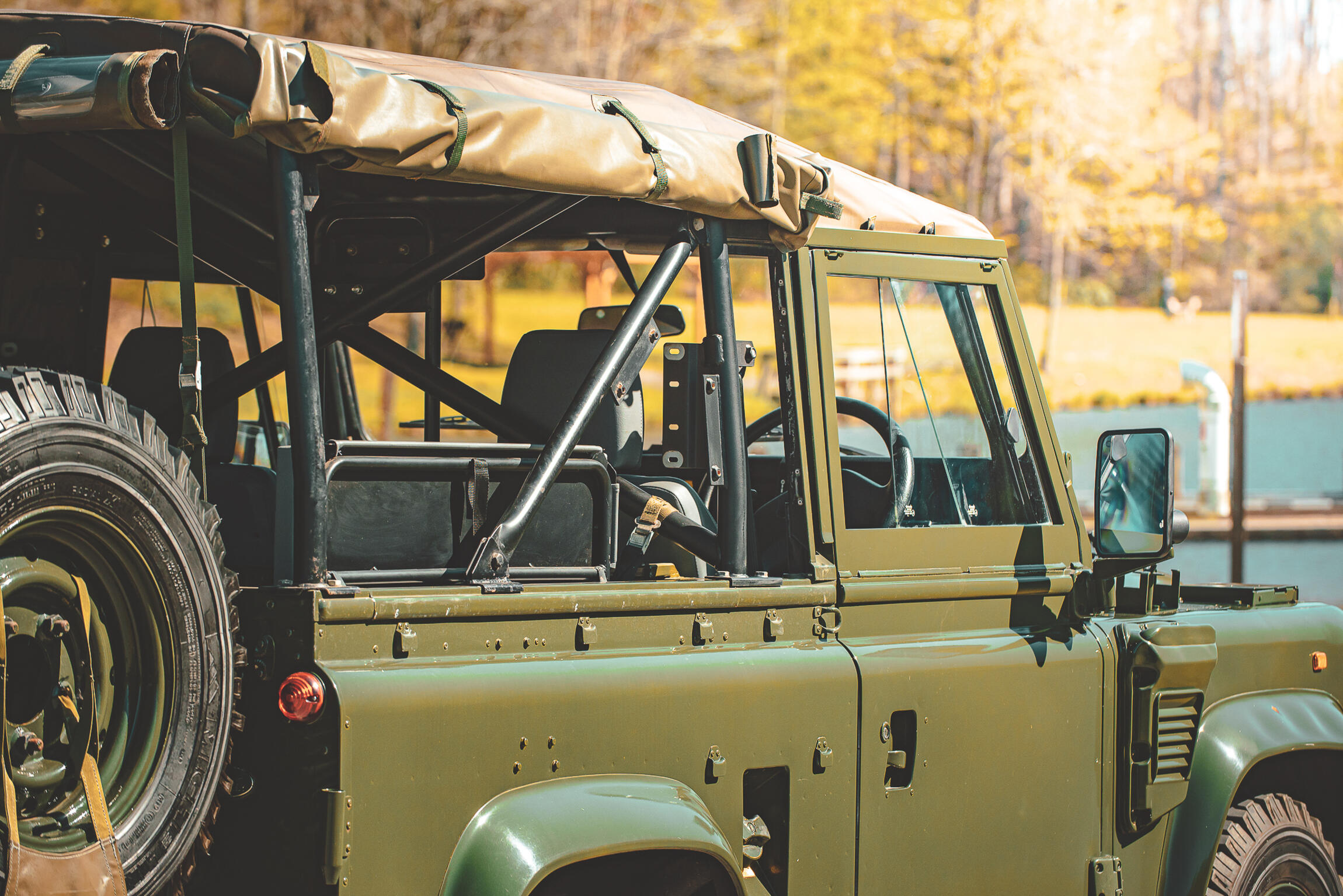 Sold: 1998 Land Rover Defender 90 Wolf