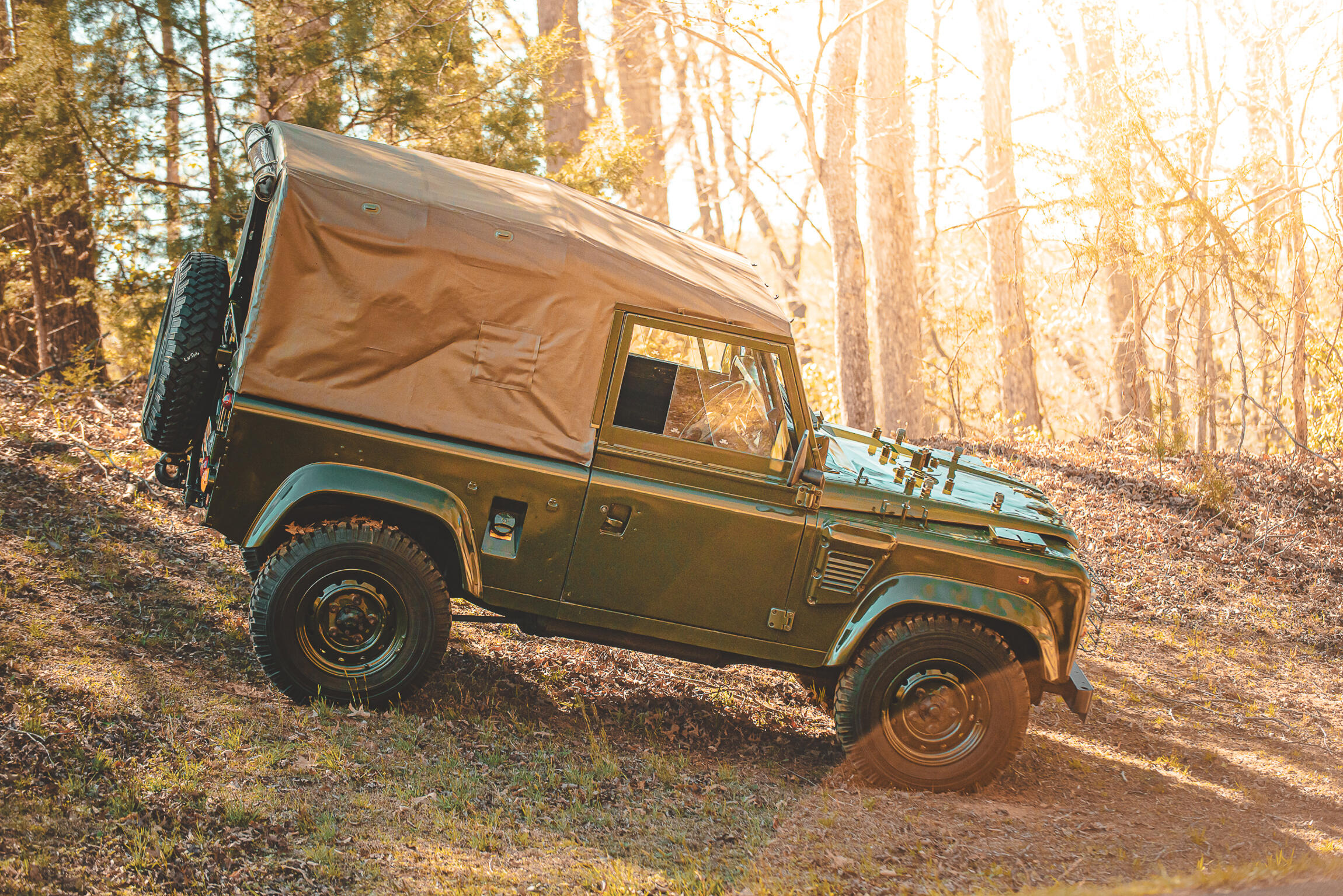 Sold: 1998 Land Rover Defender 90 Wolf