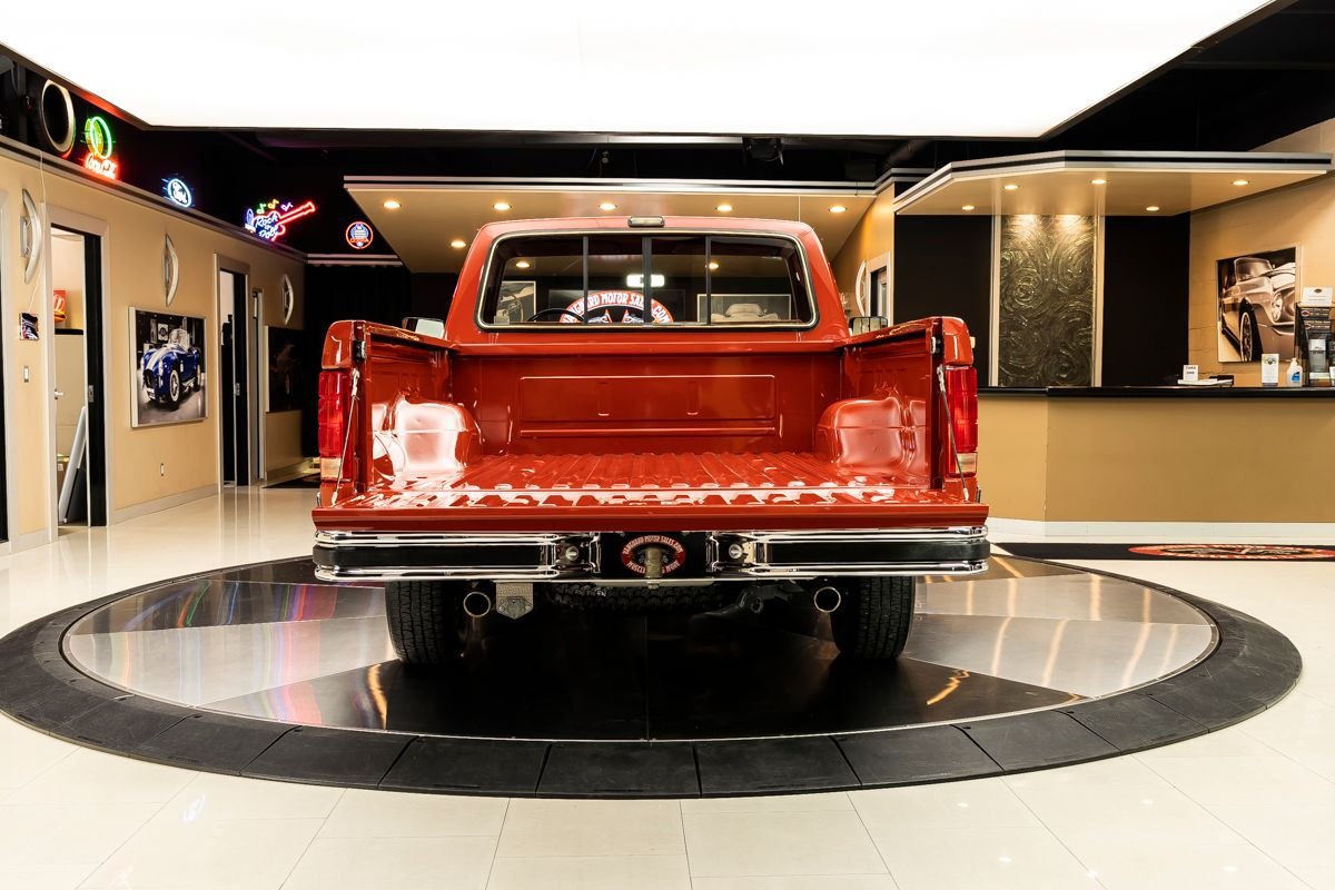 Sold: 1986 Ford F-150 XLT