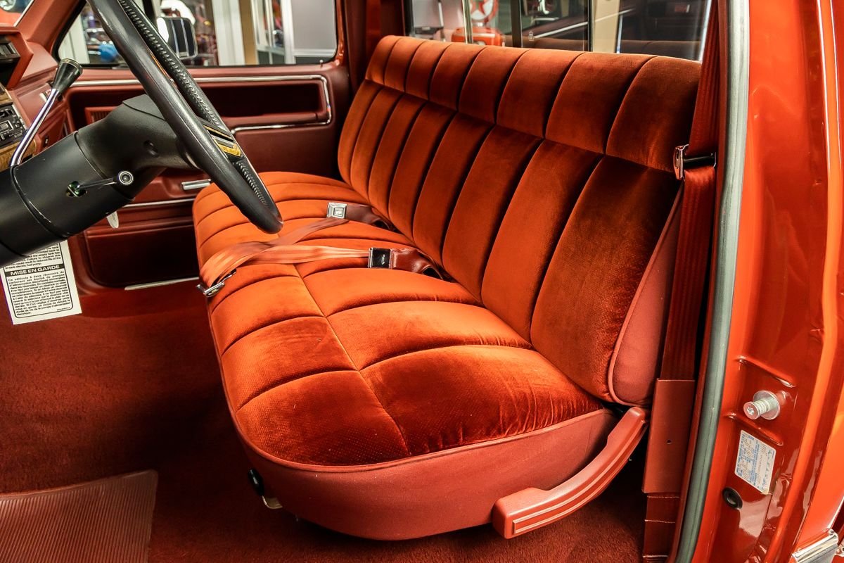 Sold: 1986 Ford F-150 XLT