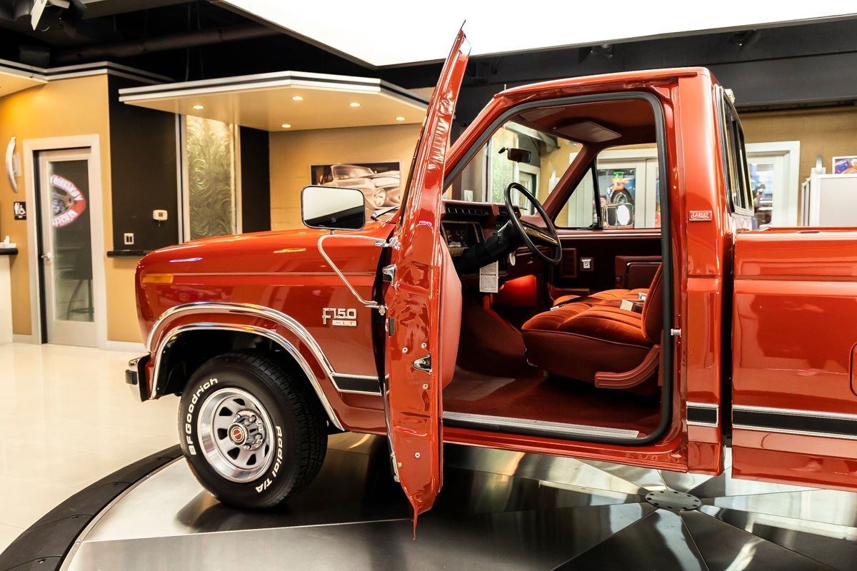 Sold: 1986 Ford F-150 XLT