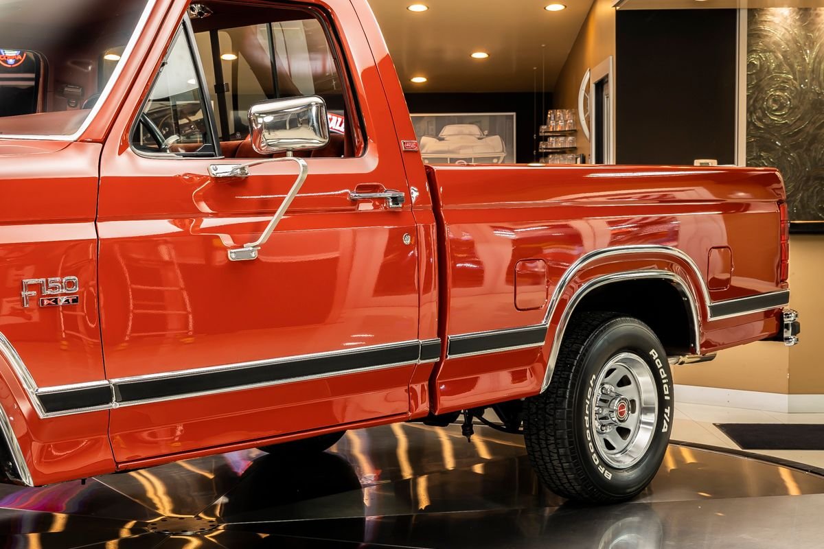 Sold: 1986 Ford F-150 XLT